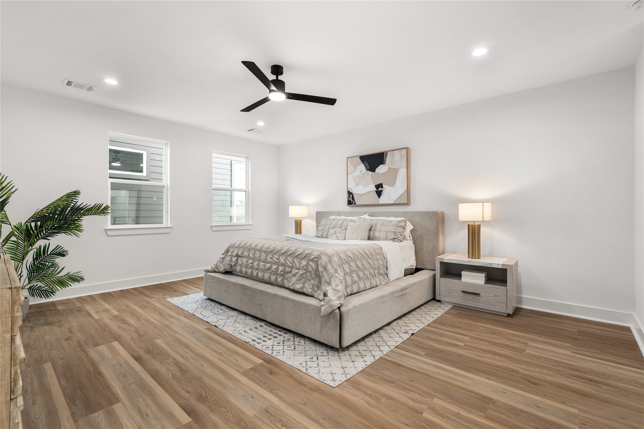 The primary suite's generous dimensions and bright, well-lit interior create a calm sanctuary, with twin
windows bringing in soft natural light throughout the day.