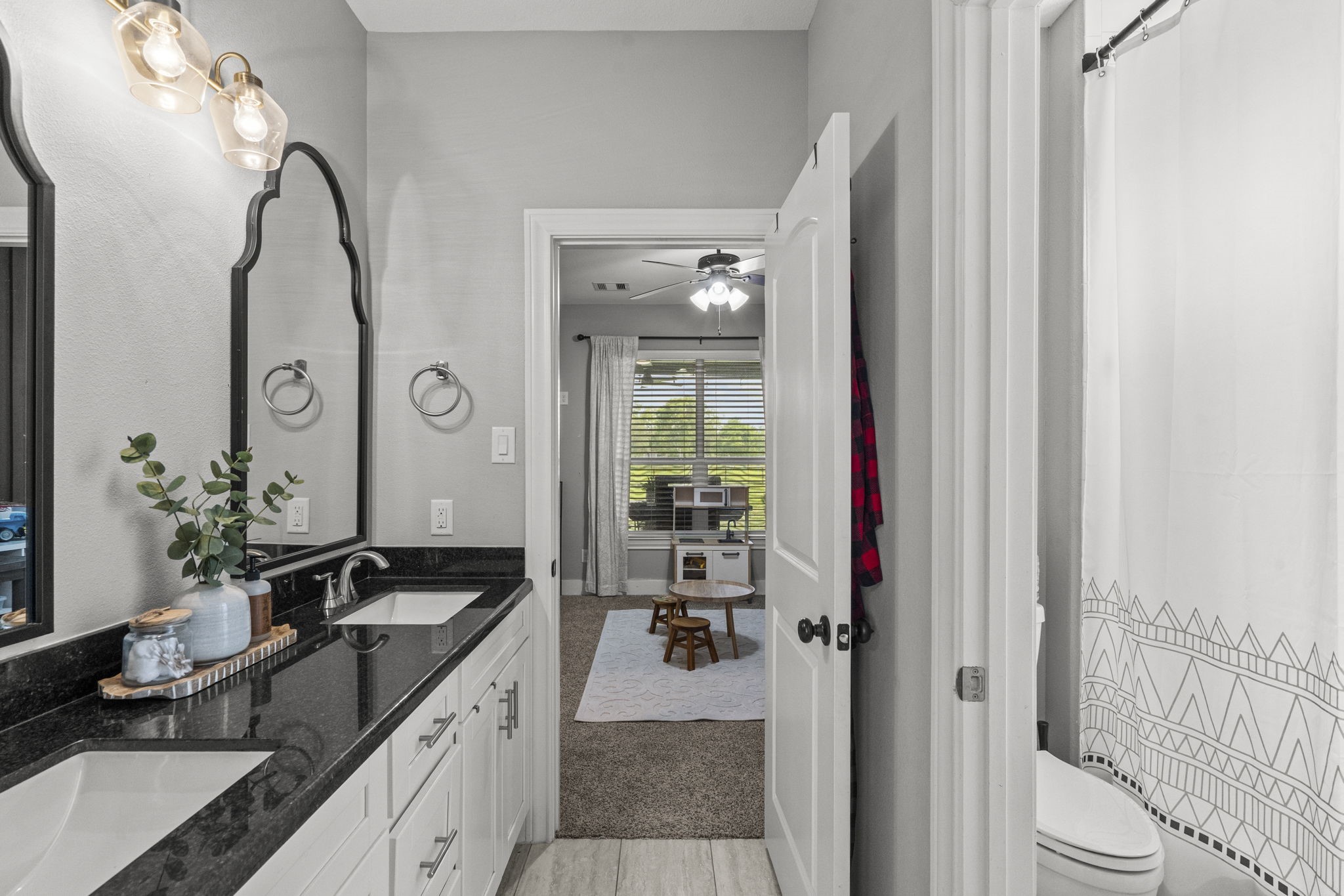 16003 Three Oaks Boulevard, Santa Fe, TX 77517
