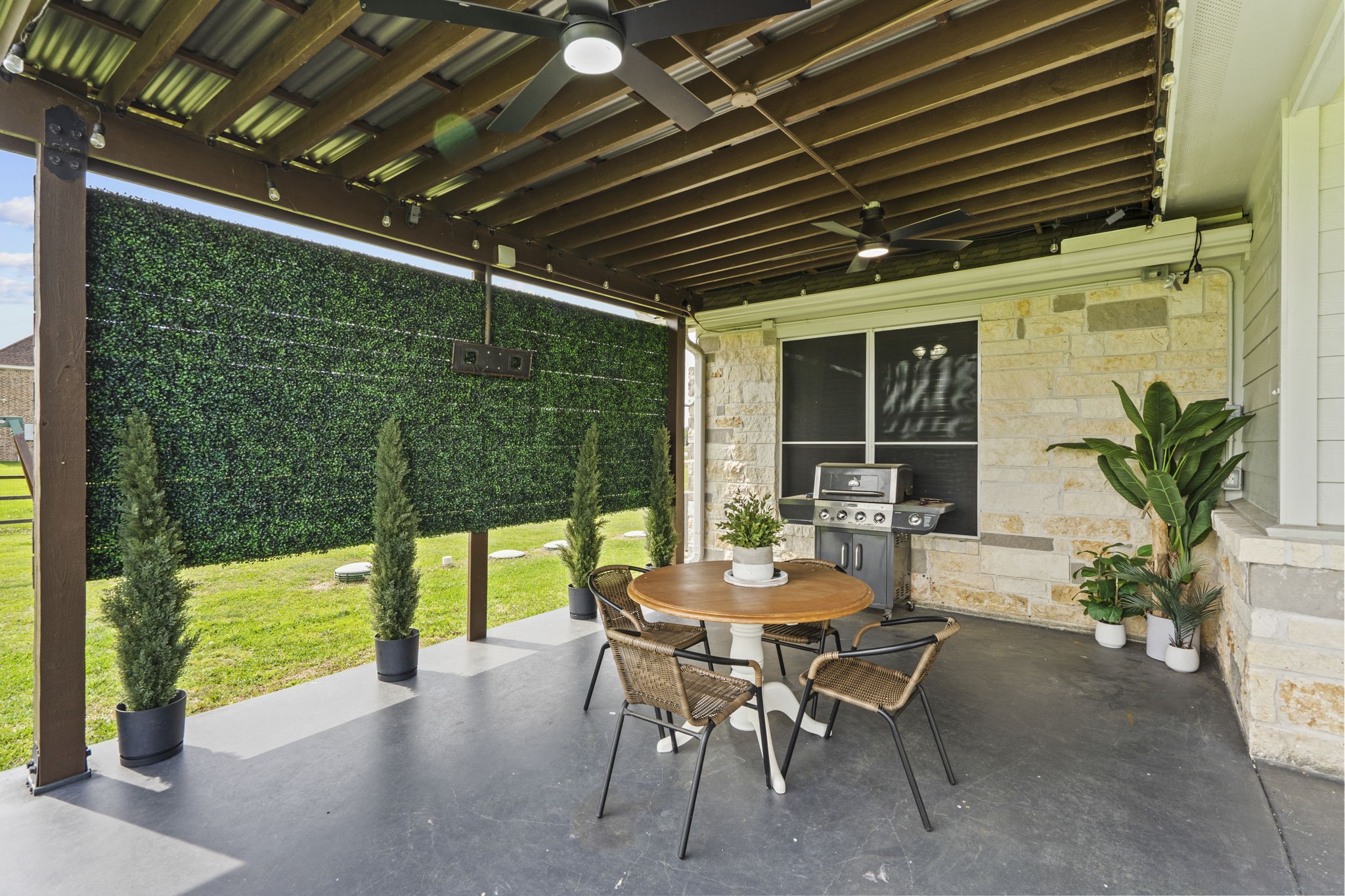 16003 Three Oaks Boulevard, Santa Fe, TX 77517