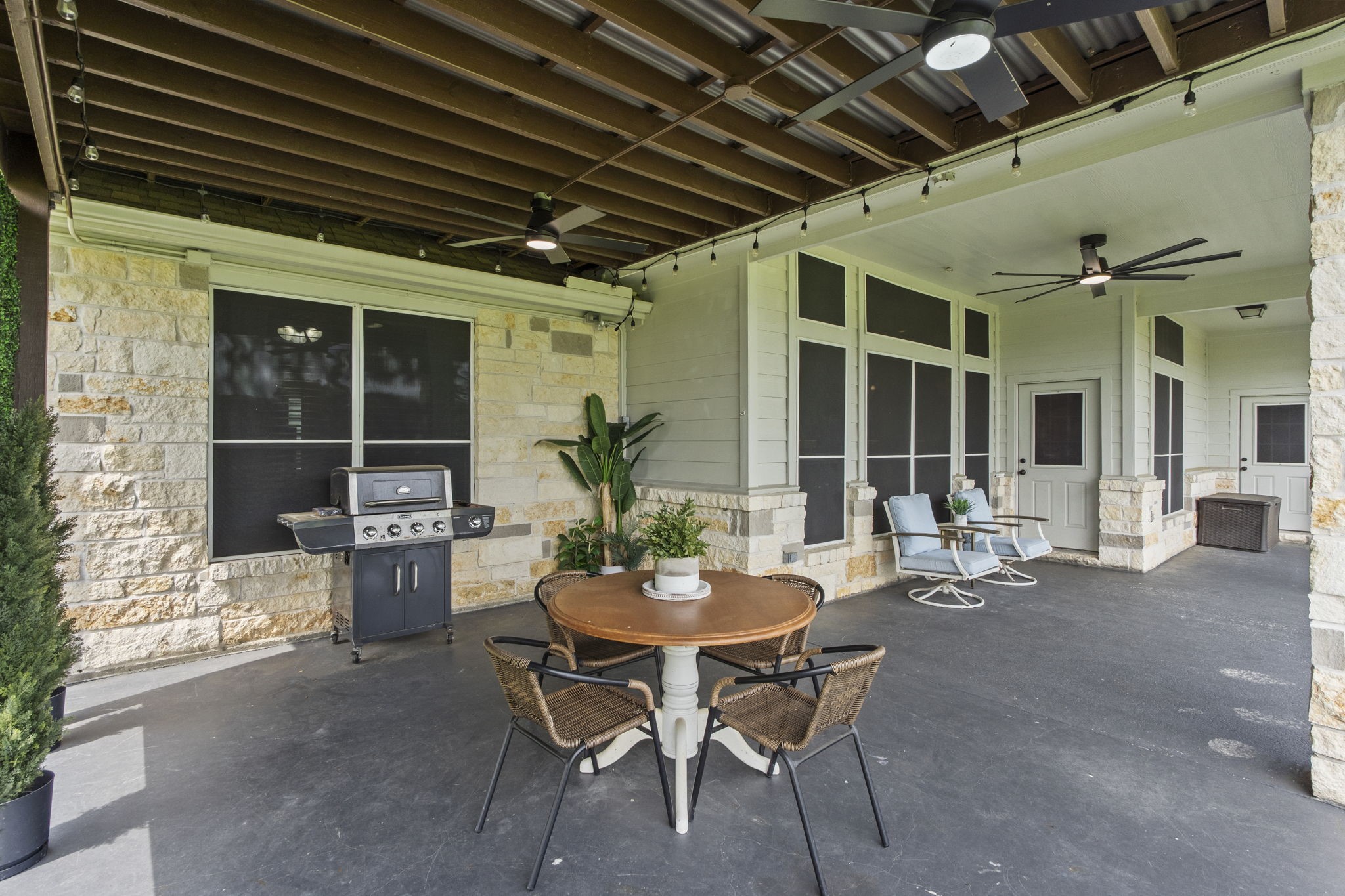 16003 Three Oaks Boulevard, Santa Fe, TX 77517
