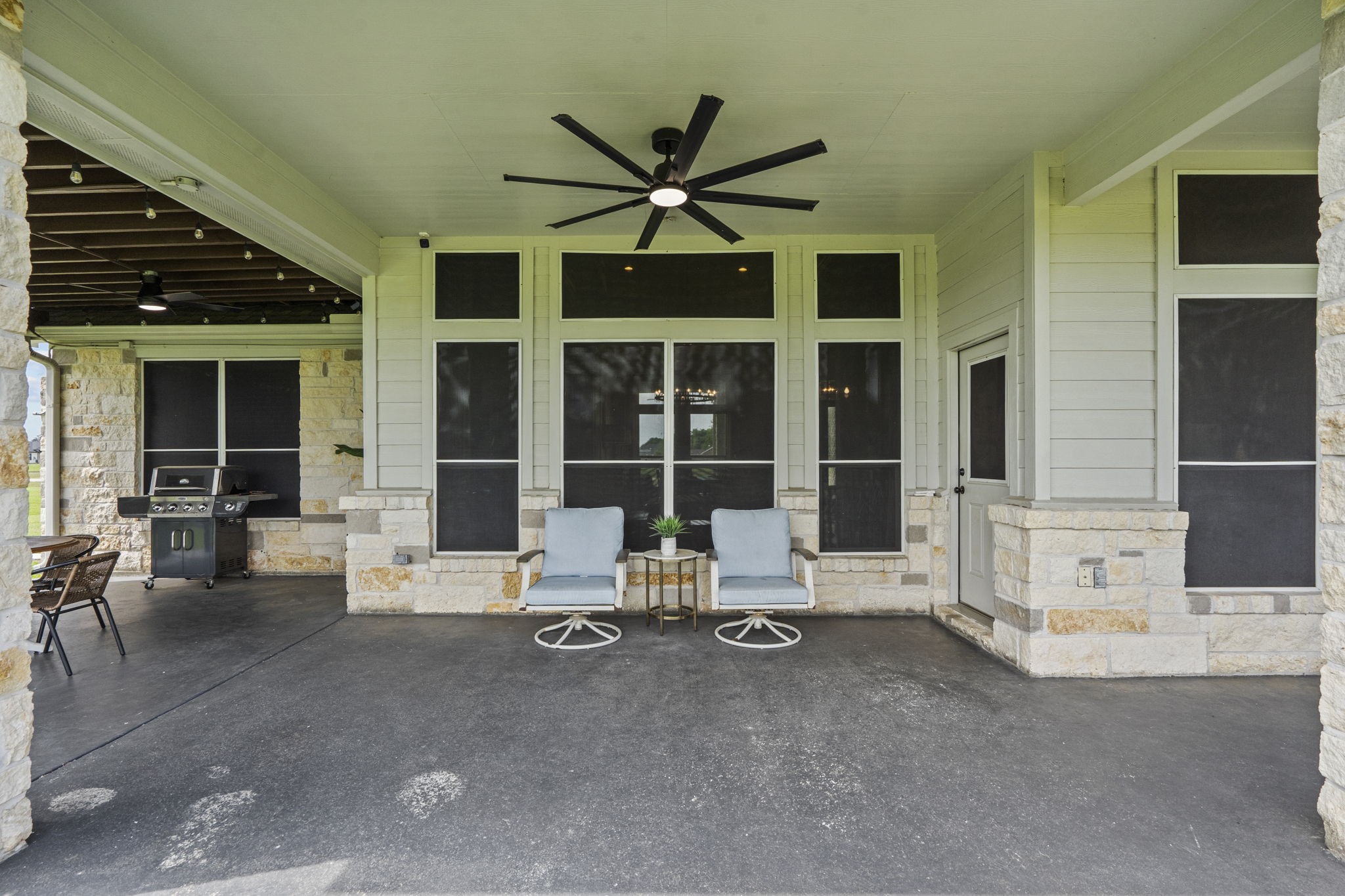 16003 Three Oaks Boulevard, Santa Fe, TX 77517
