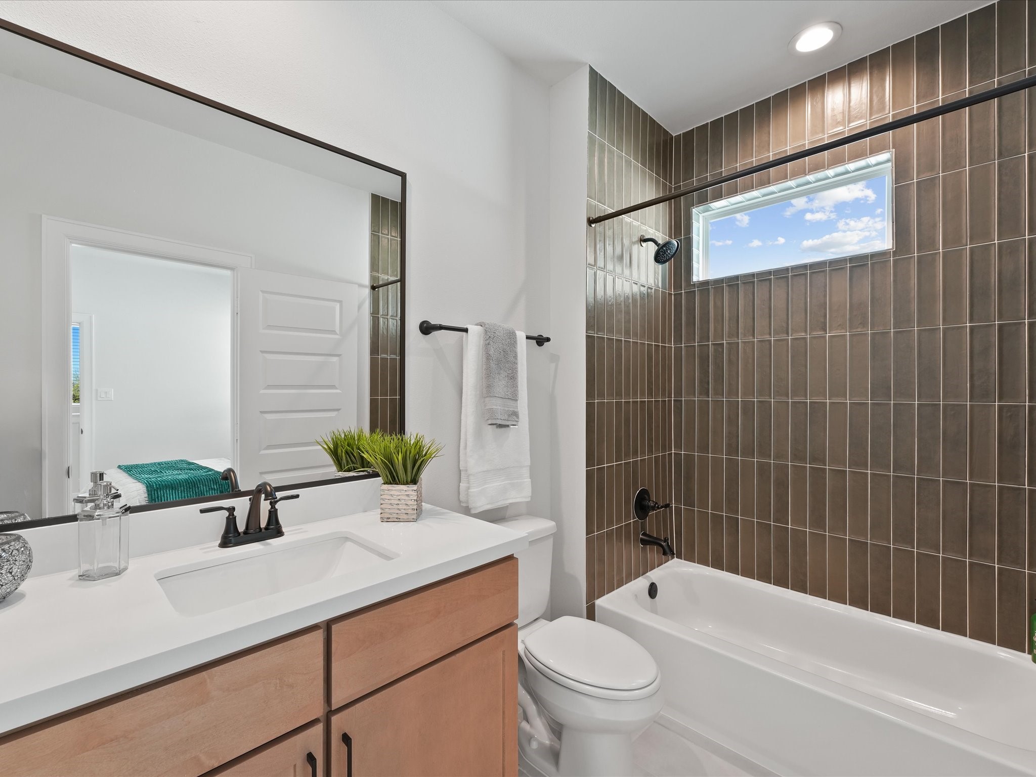 Secondary Bathroom on Third Floor