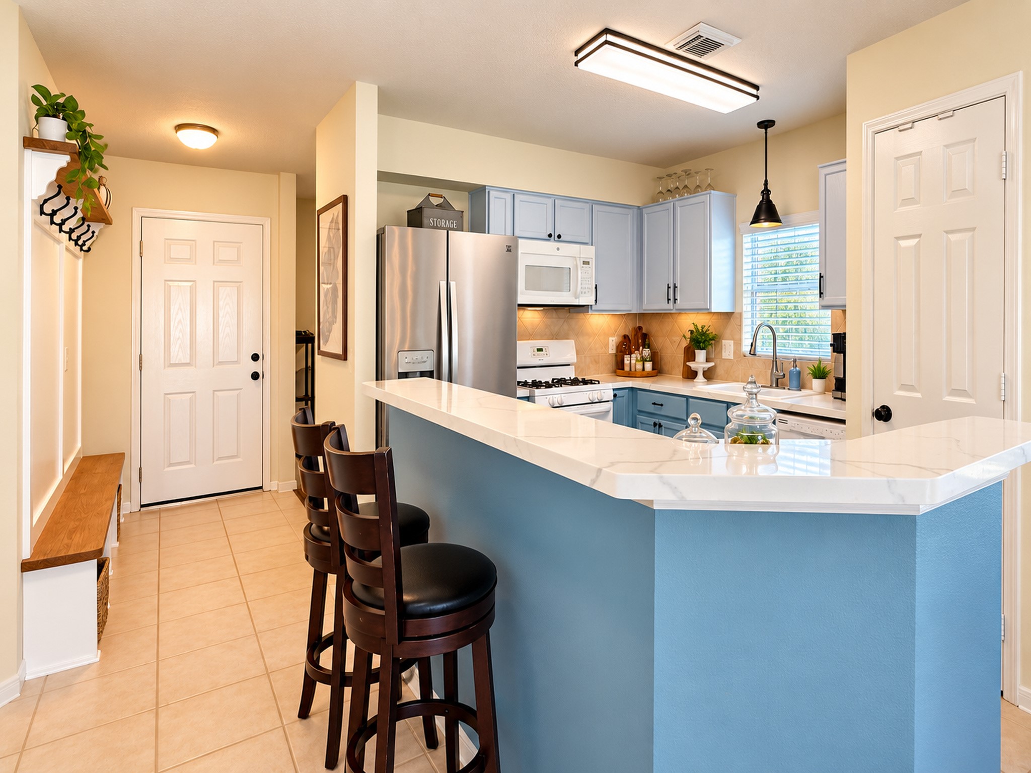 Dine-in Seating at the kitchen counter