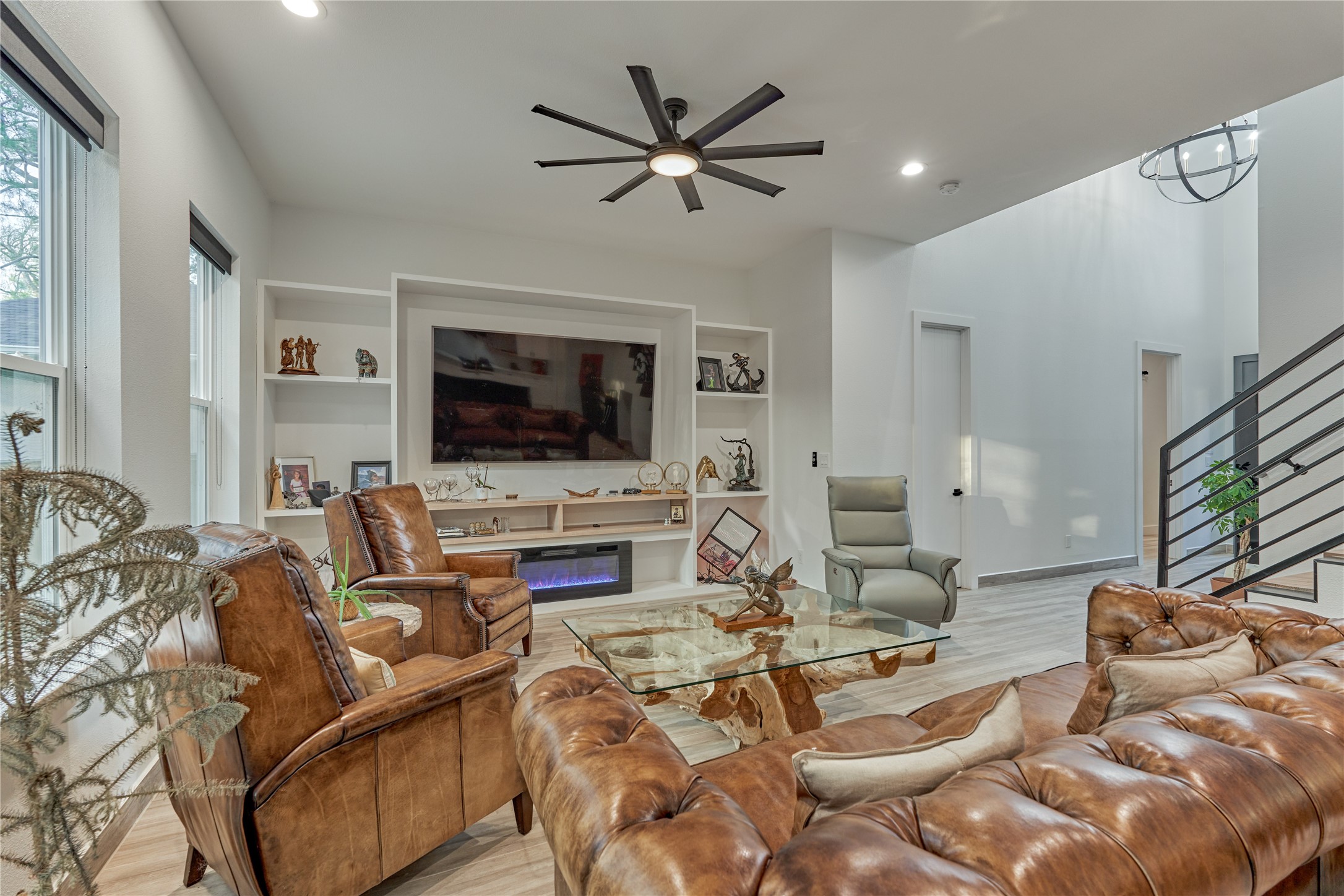 346 Camden Hills W, Montgomery, TX 77356