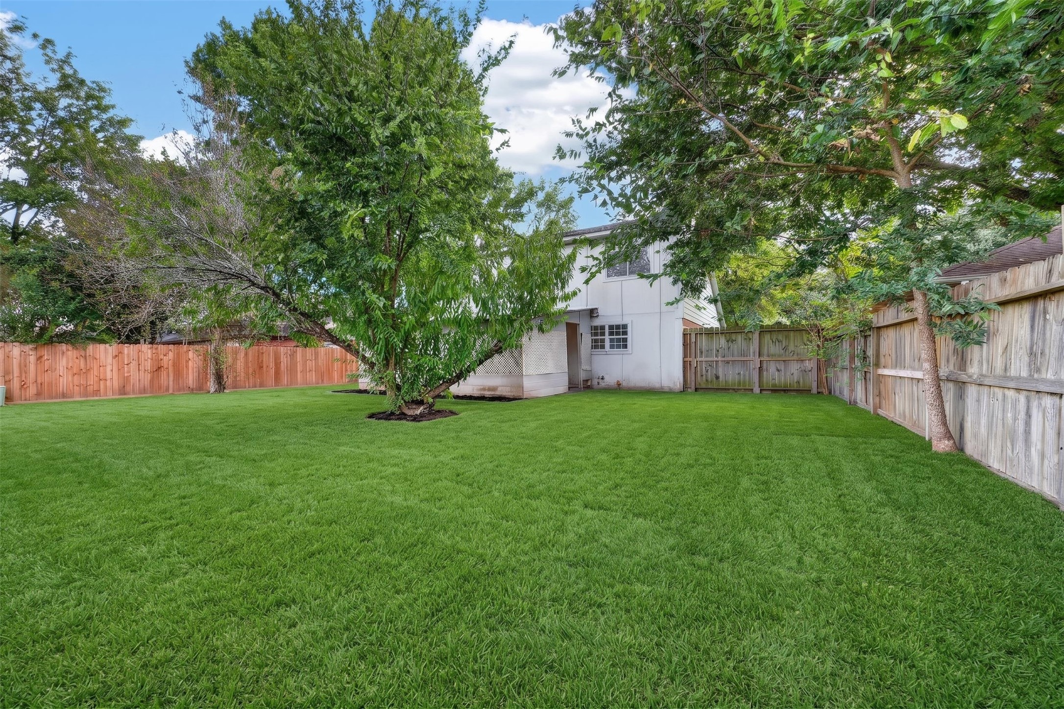 15818 Manfield Drive, Houston, TX 77082