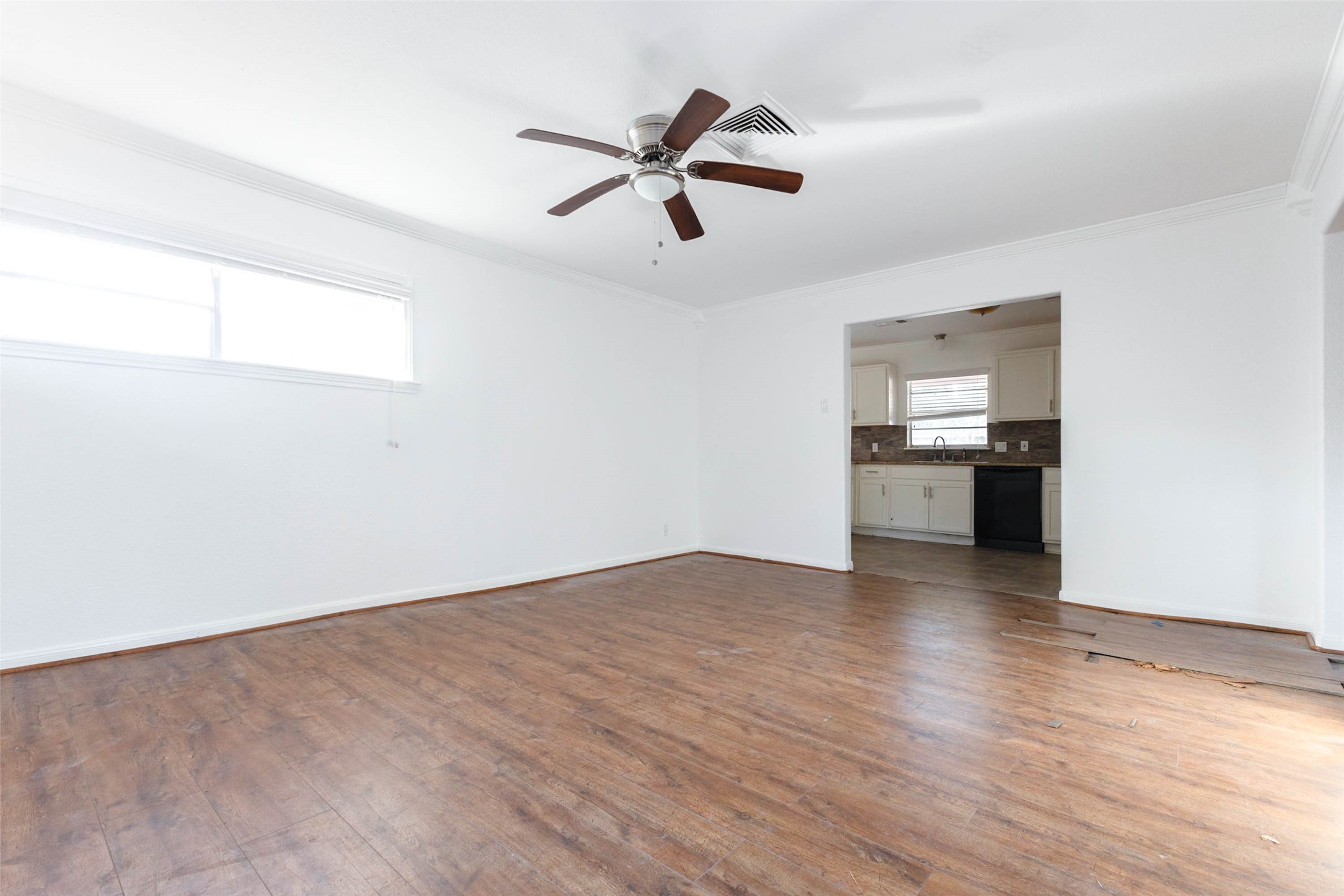 5315 Creekbend Drive, Houston, TX 77096