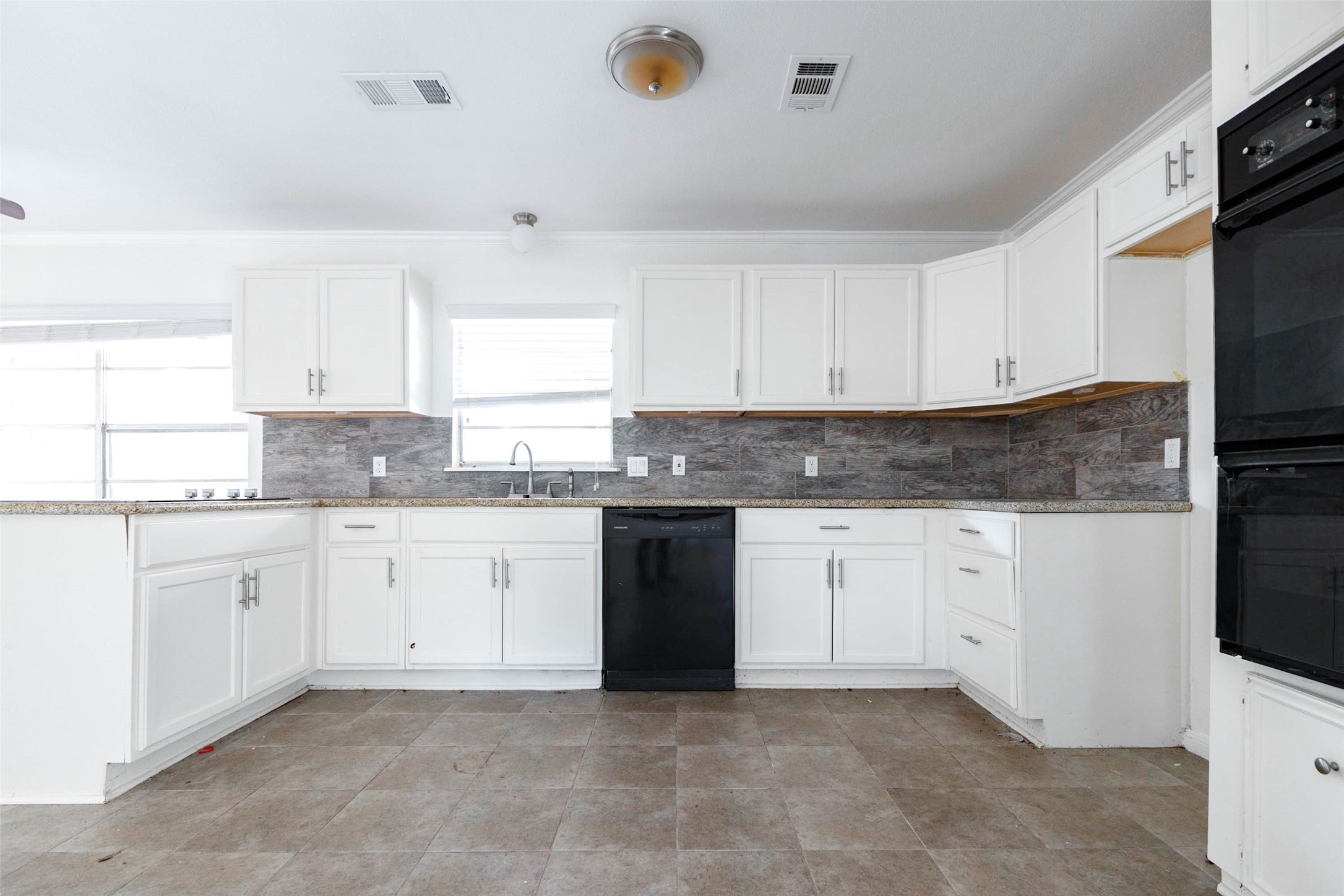 5315 Creekbend Drive, Houston, TX 77096