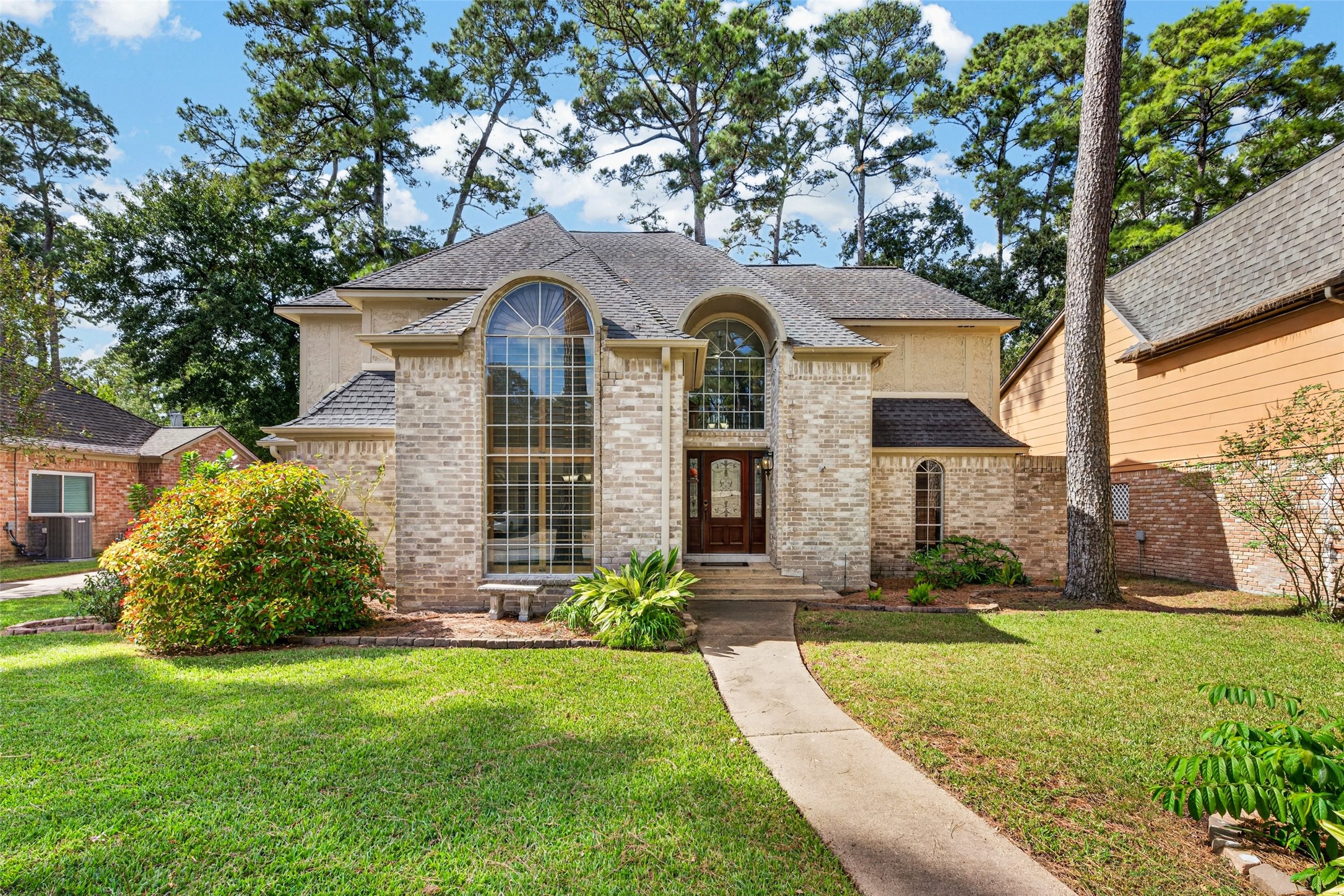 6206 Willow Pine is a classic brick home with 4-bedrooms and 2.5 bathrooms offering plenty of space for your family and friends.