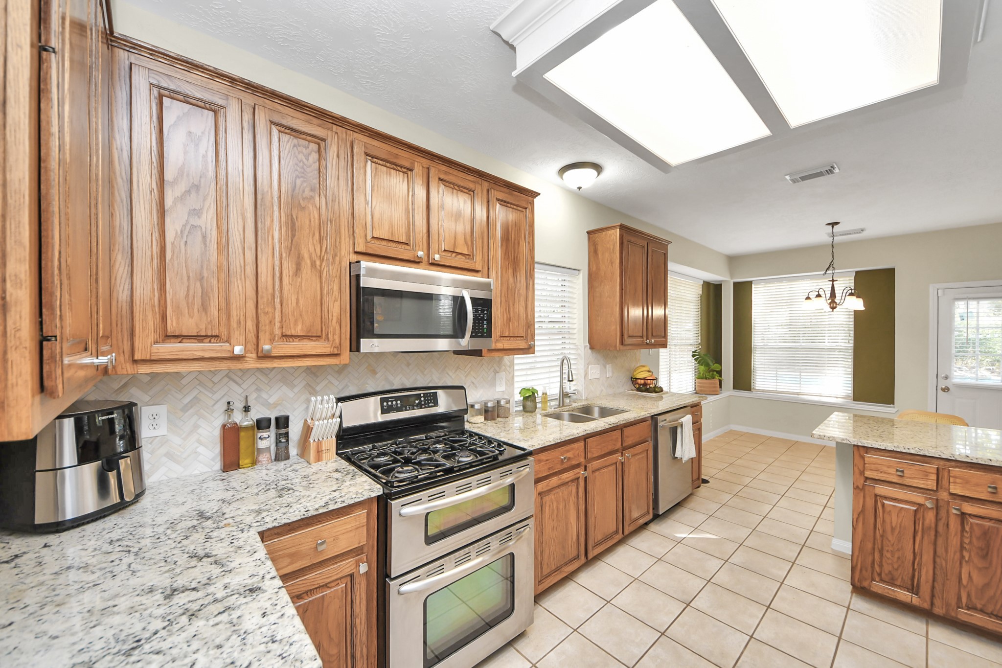 2610 Spring Bend Drive, Spring, TX 77386