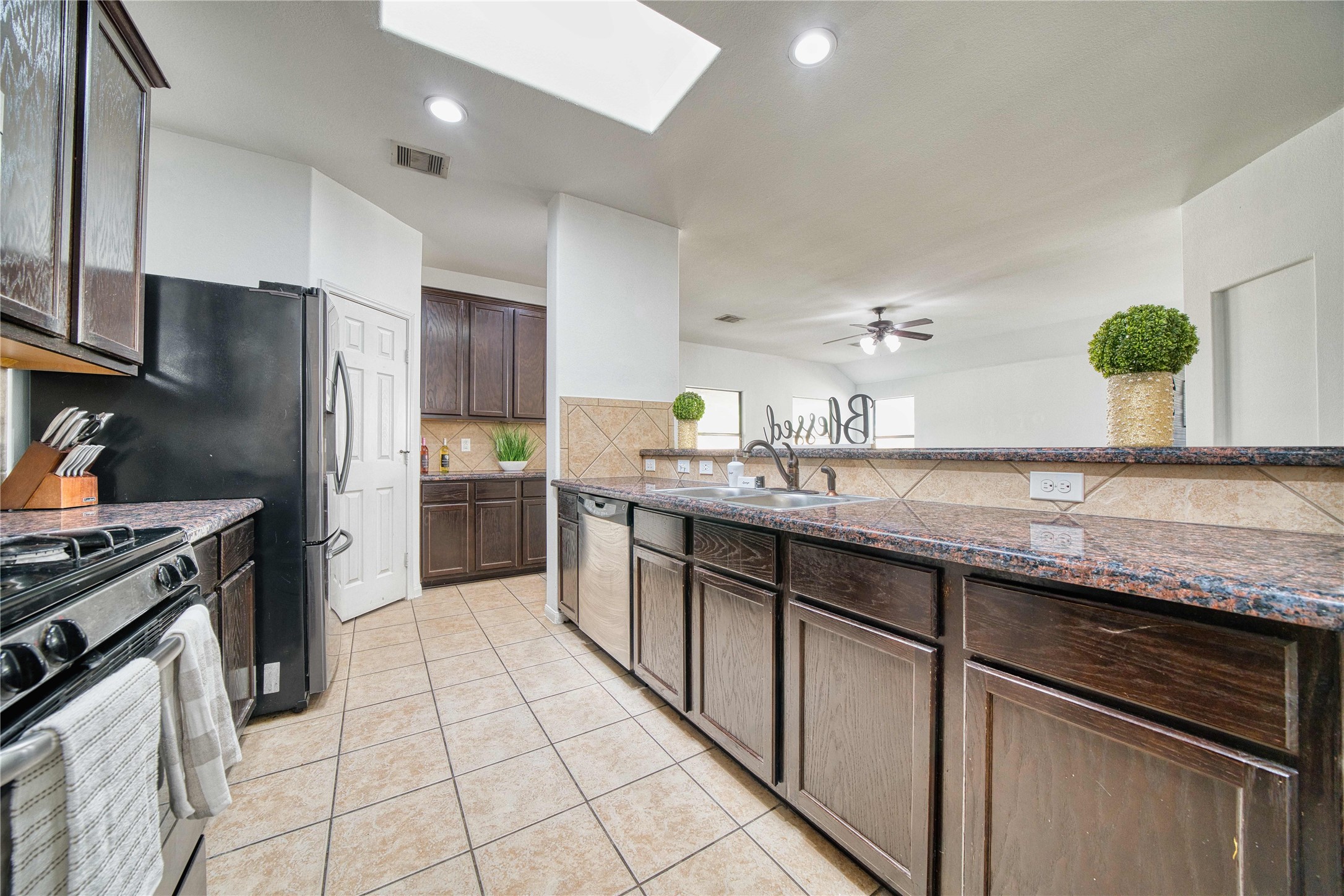 6022 Crakston Street, Houston, TX 77084