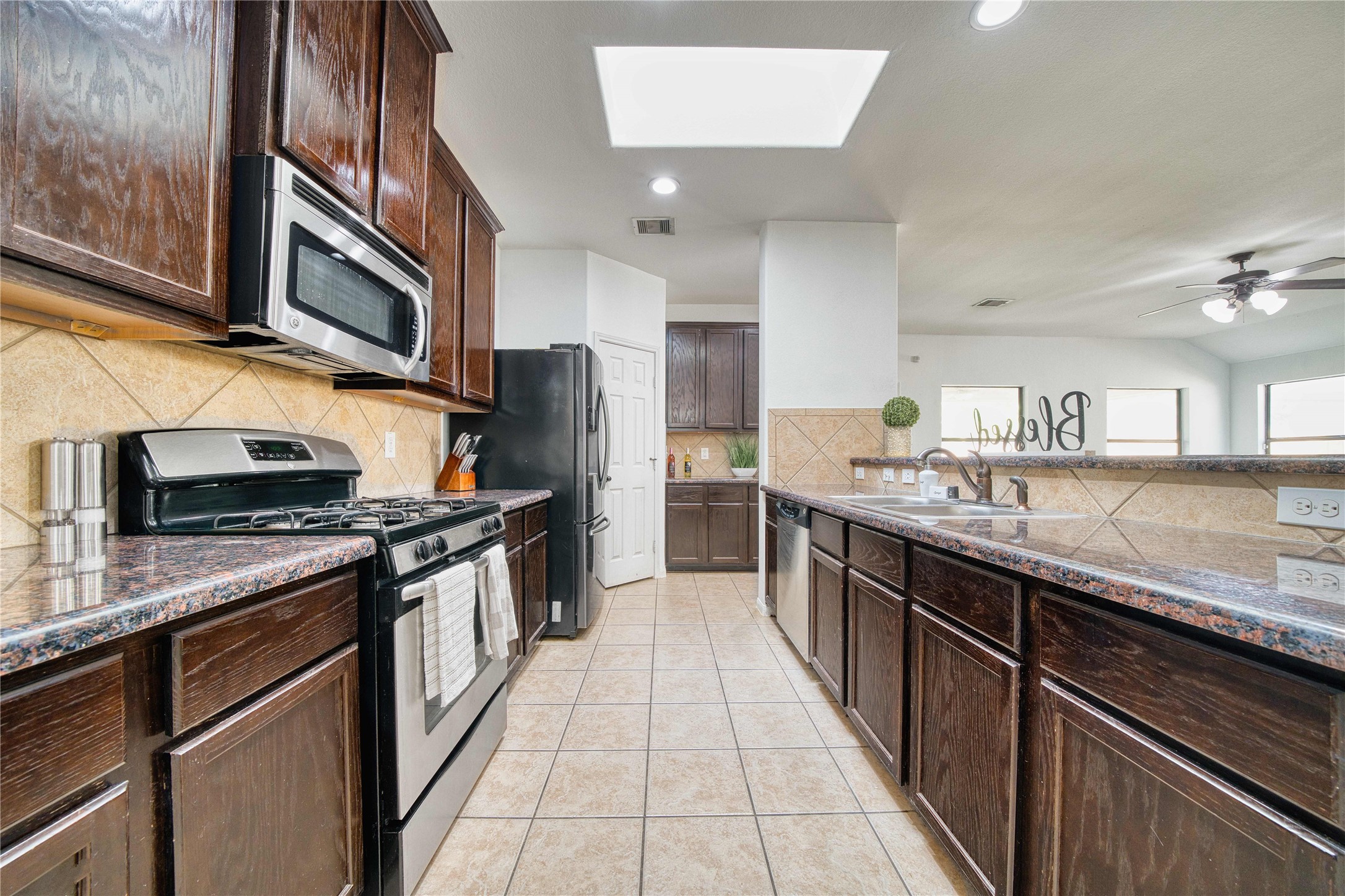 6022 Crakston Street, Houston, TX 77084