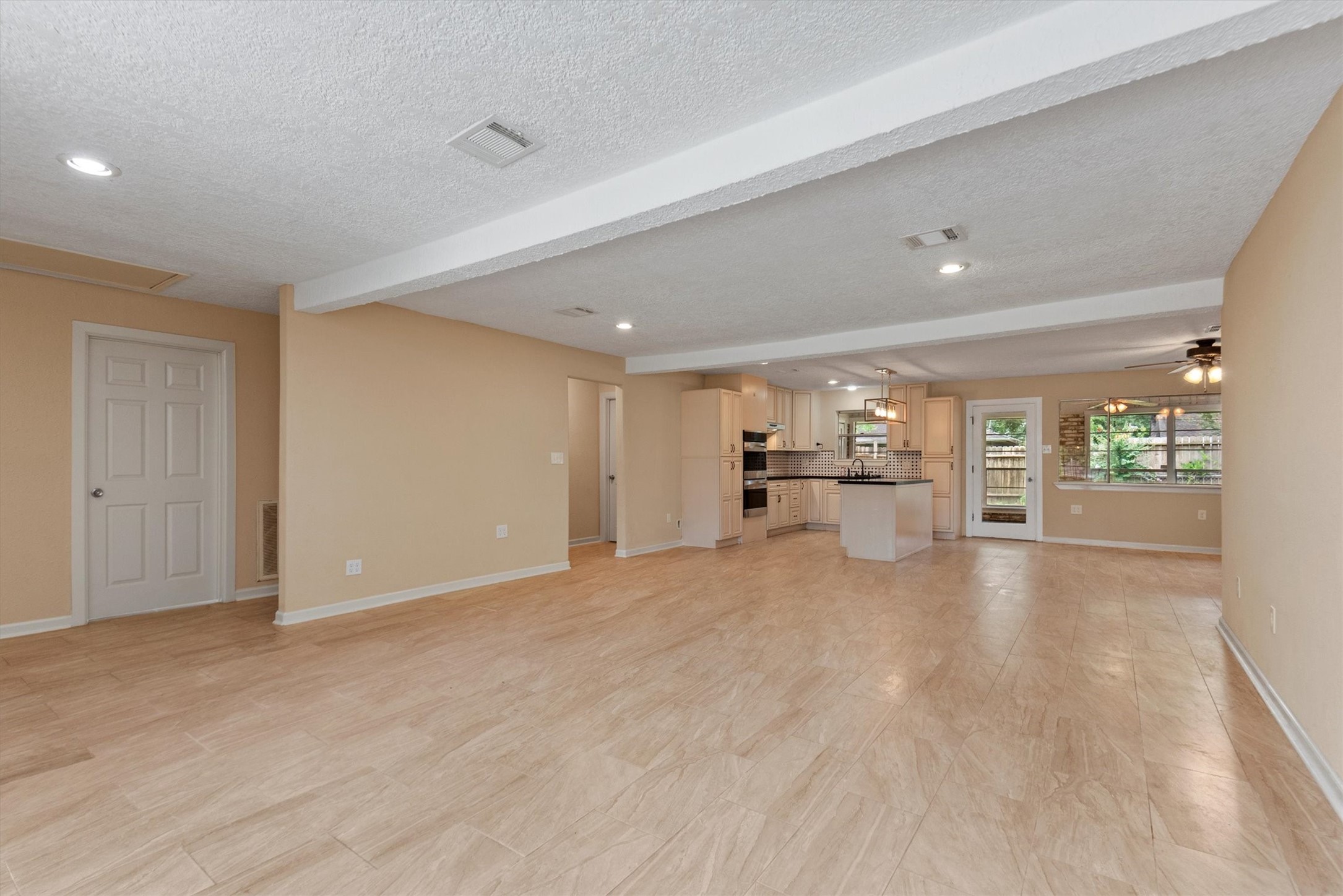 4906 Green Willow Lane, Dickinson, TX 77539 4906 Green Willow Lane, Dickinson, TX 77539