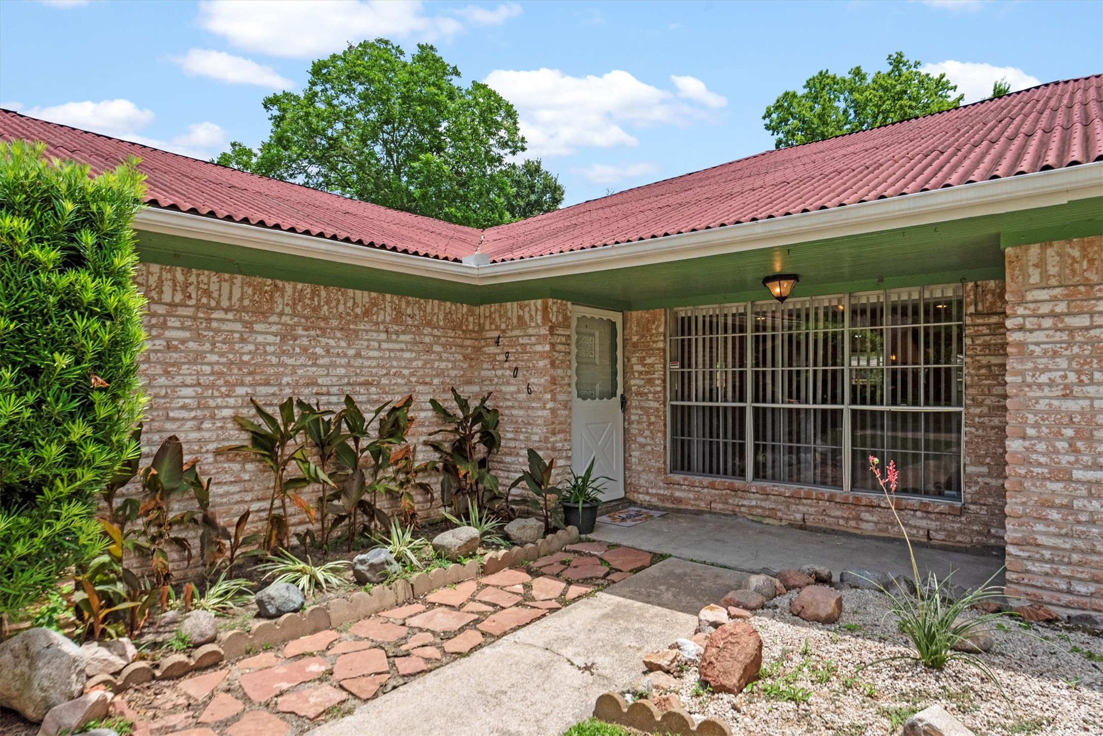 4906 Green Willow Lane, Dickinson, TX 77539 4906 Green Willow Lane, Dickinson, TX 77539