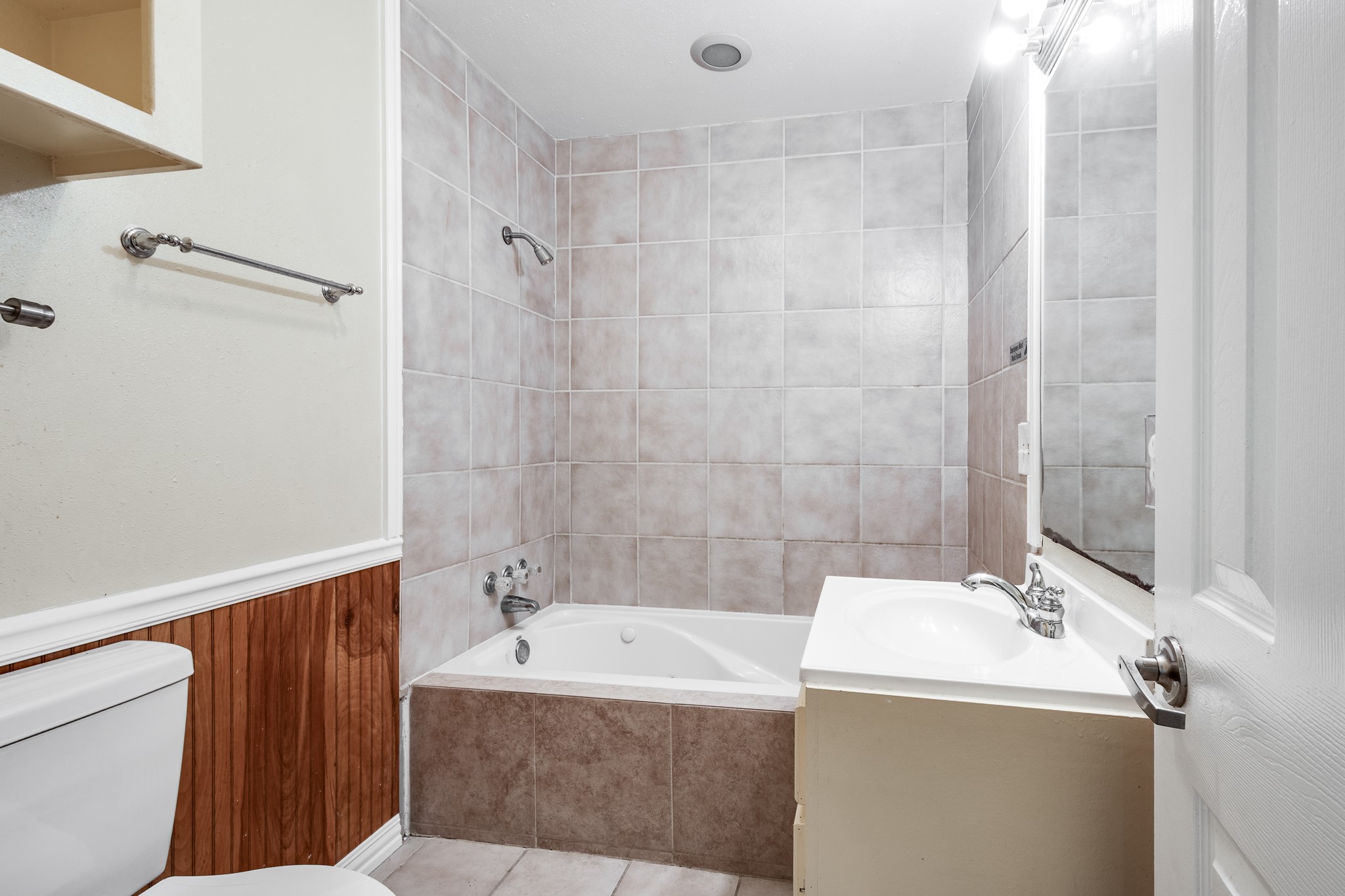 Bathroom in building #3 equipped with garden tub.