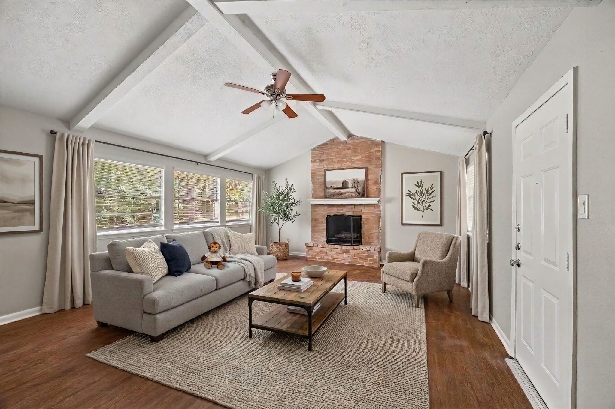 130 Red Oak Lane, Conroe, TX 77304