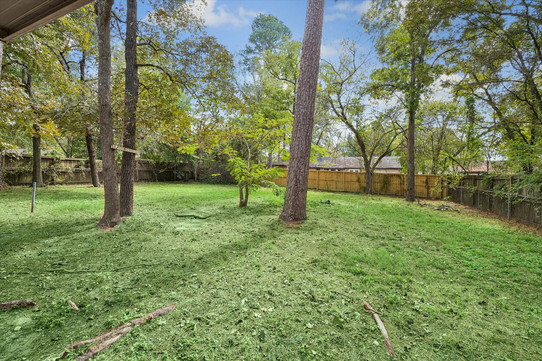 130 Red Oak Lane, Conroe, TX 77304
