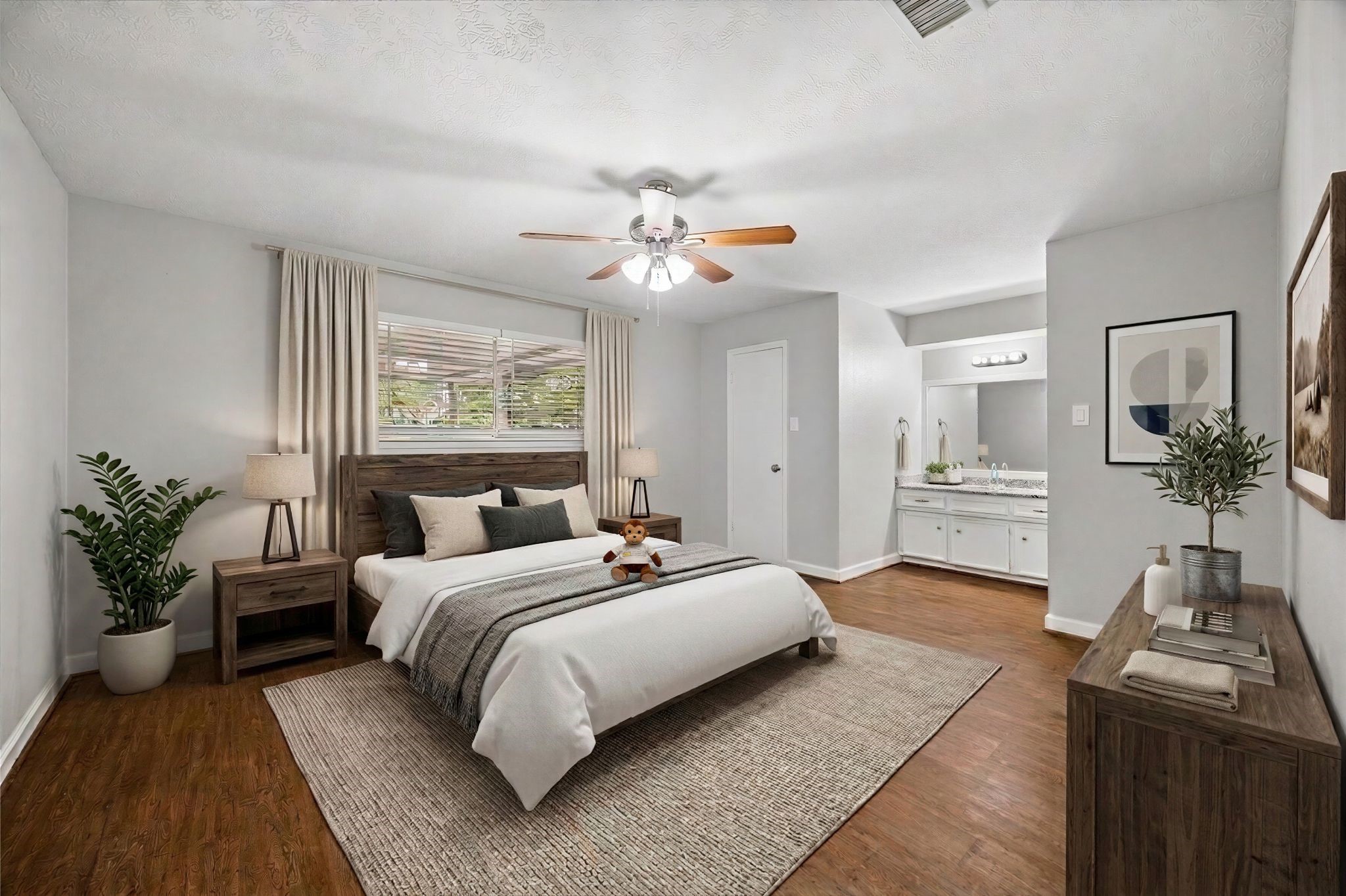 130 Red Oak Lane, Conroe, TX 77304