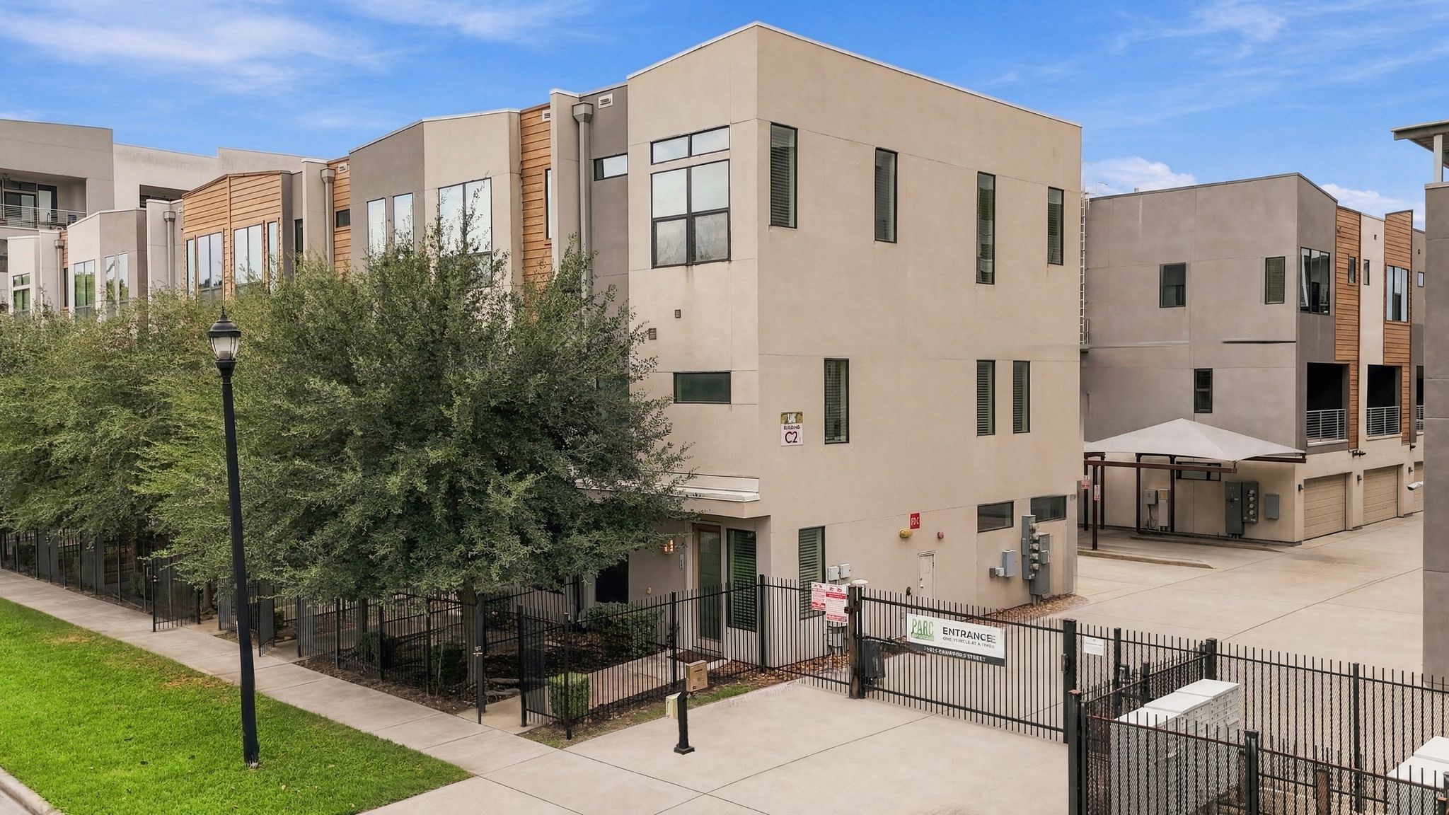 2401 Crawford Street, #C2A, Houston, TX 77004