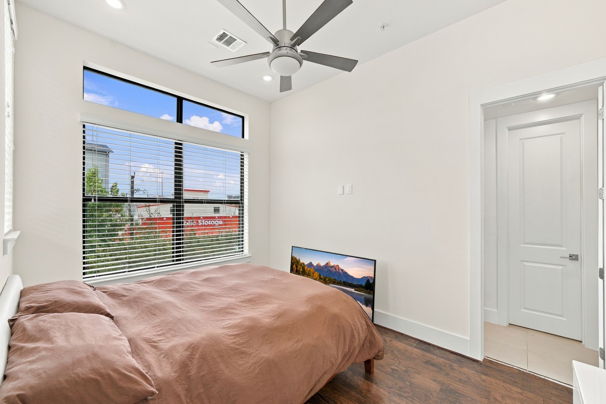 2401 Crawford Street, #C2A, Houston, TX 77004