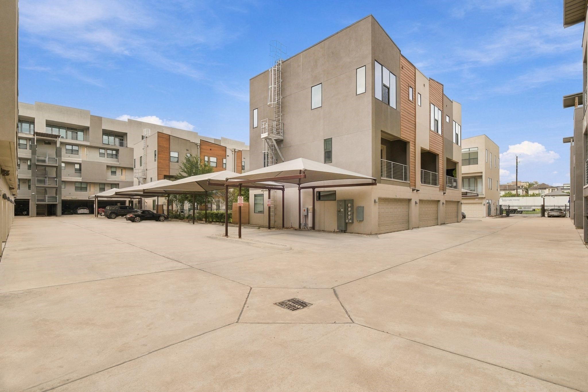 2401 Crawford Street, #C2A, Houston, TX 77004
