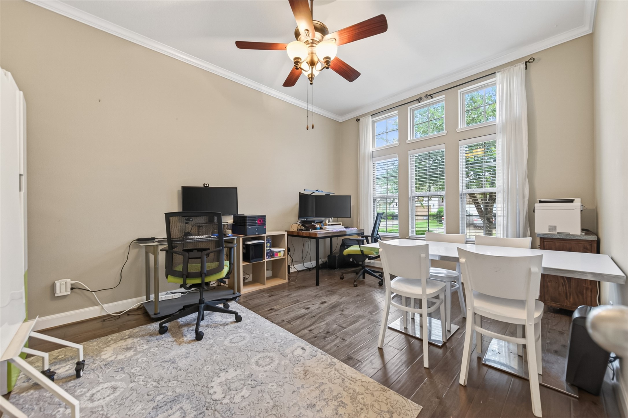 This study can also be used as a craft room.