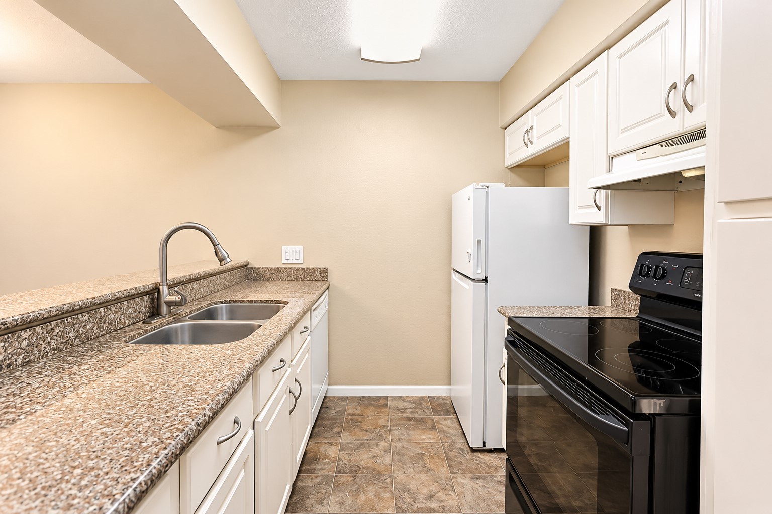 3035 Walnut Bend Lane, #33, Houston, TX 77042
