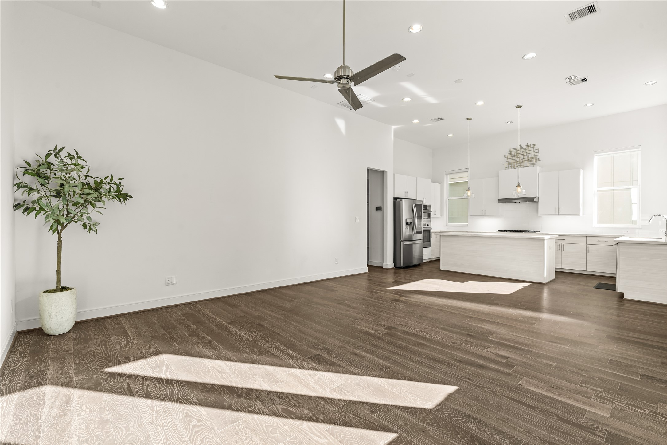 9811 Finch Falls Lane, Houston, TX 77080