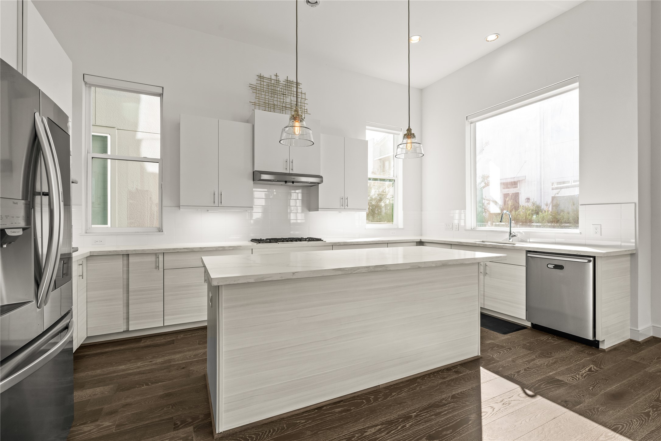 9811 Finch Falls Lane, Houston, TX 77080
