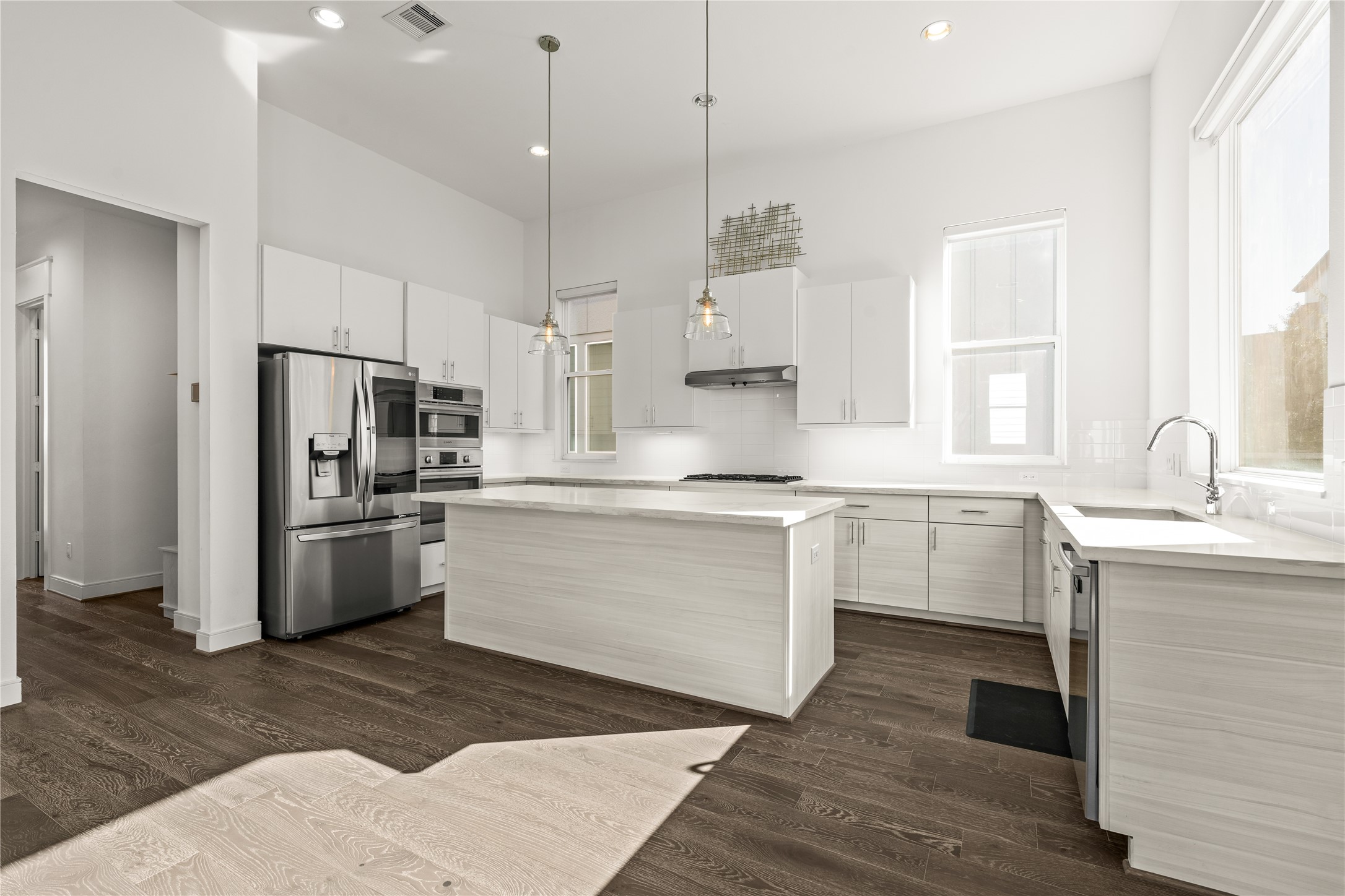 9811 Finch Falls Lane, Houston, TX 77080