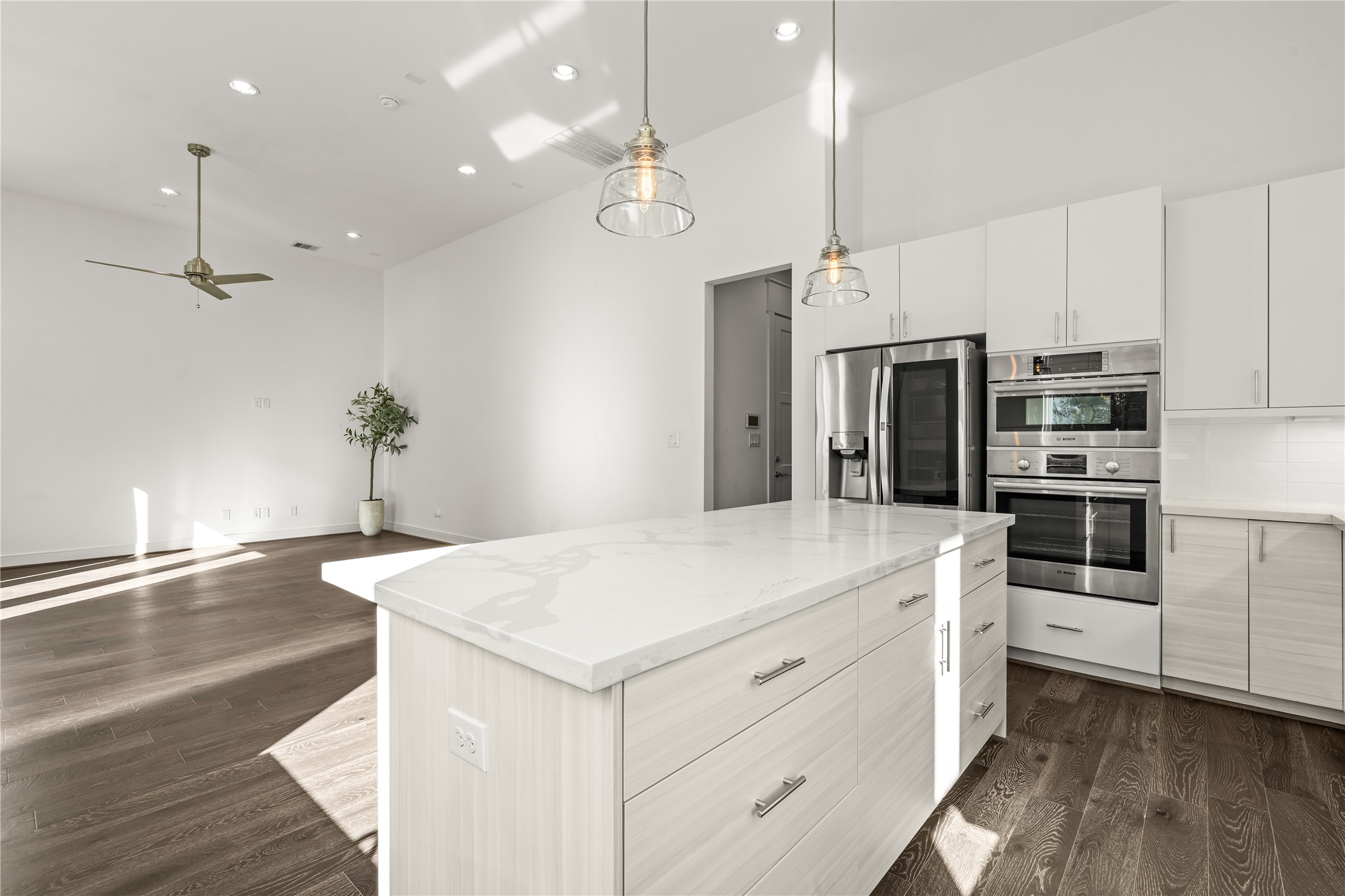 9811 Finch Falls Lane, Houston, TX 77080