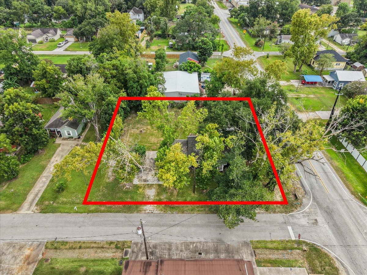 5201 Main Street, Santa Fe, TX 77510