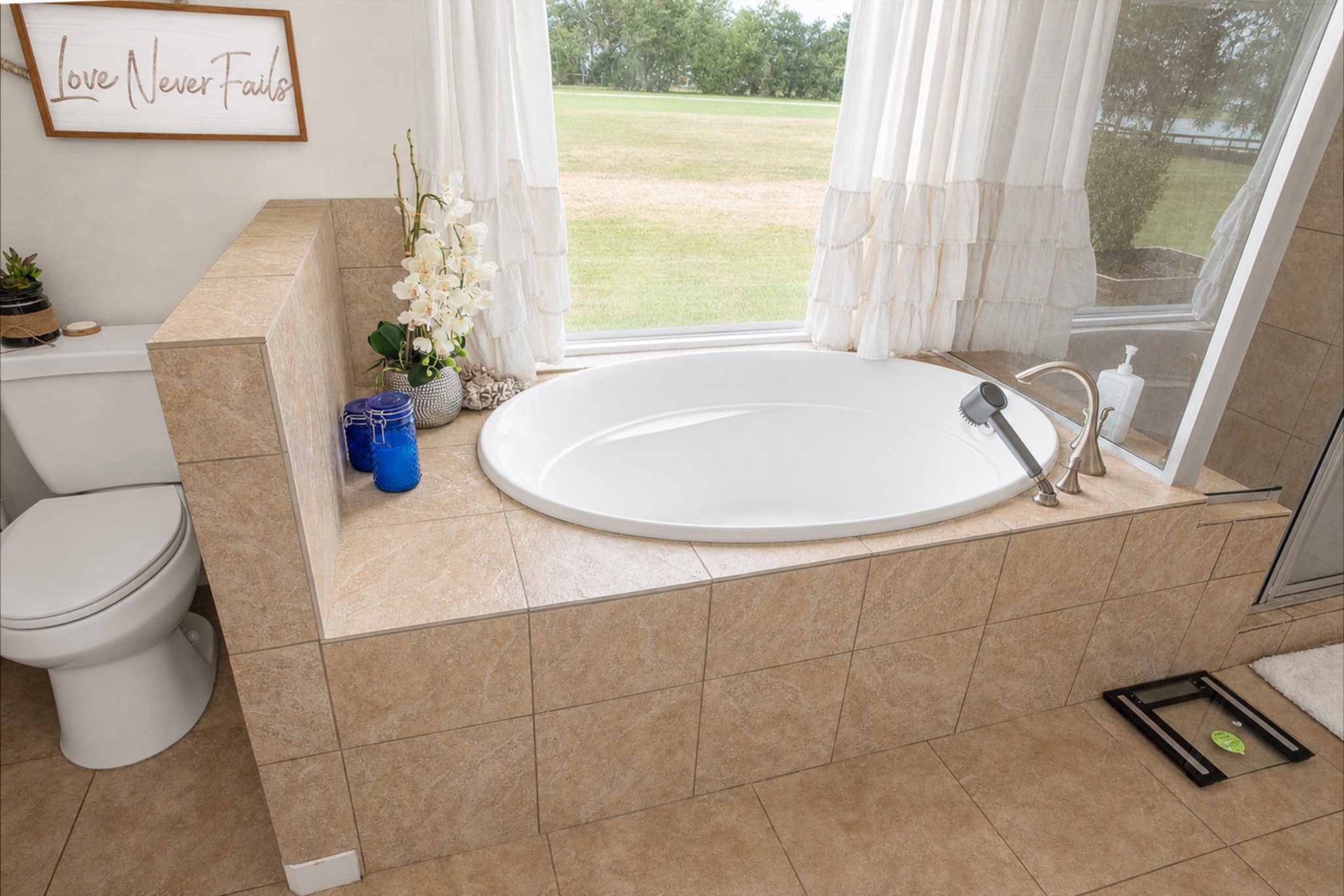 Soaking Tub
