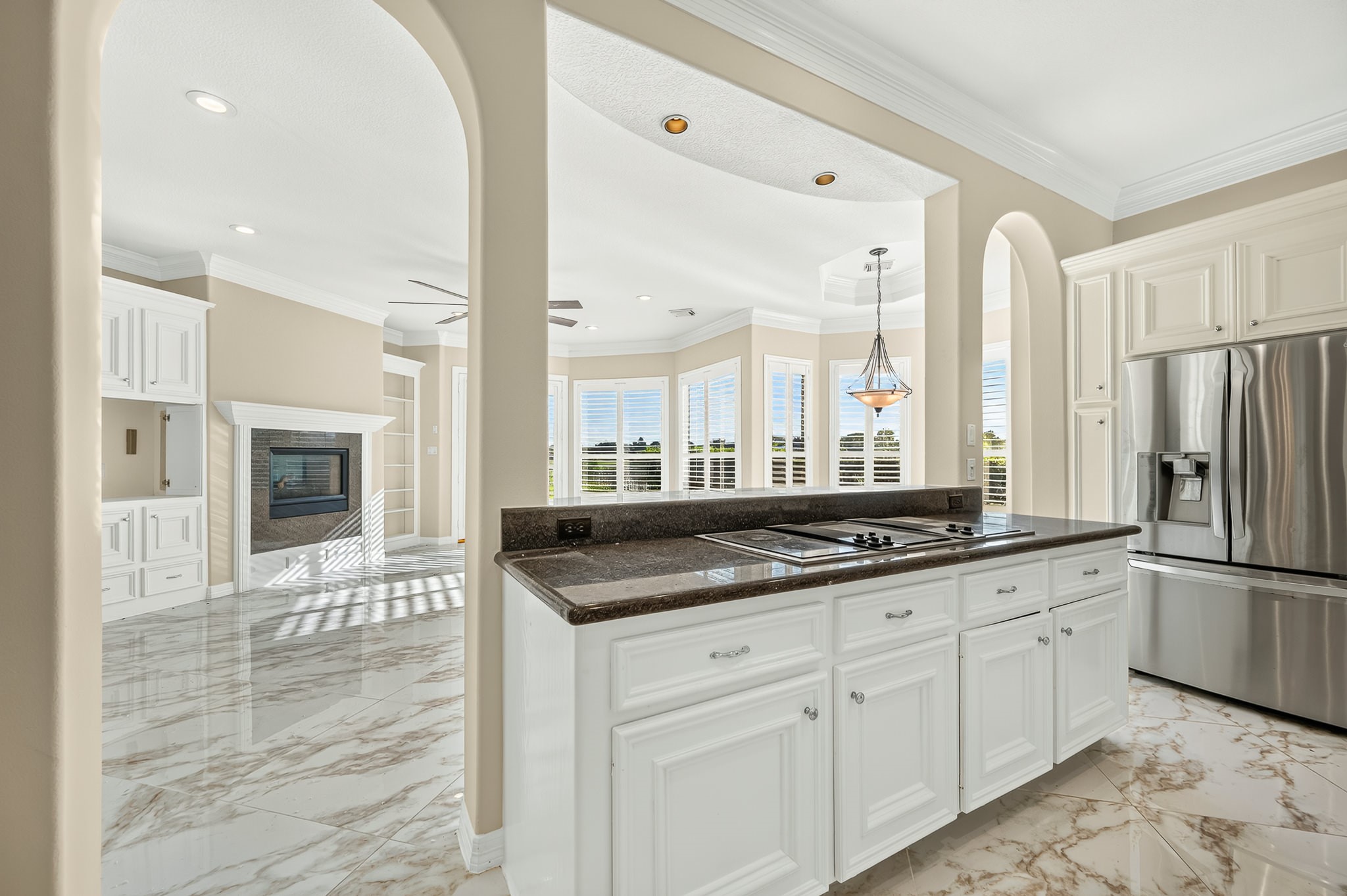 3707 Abbeywood Drive, Pearland, TX 77584