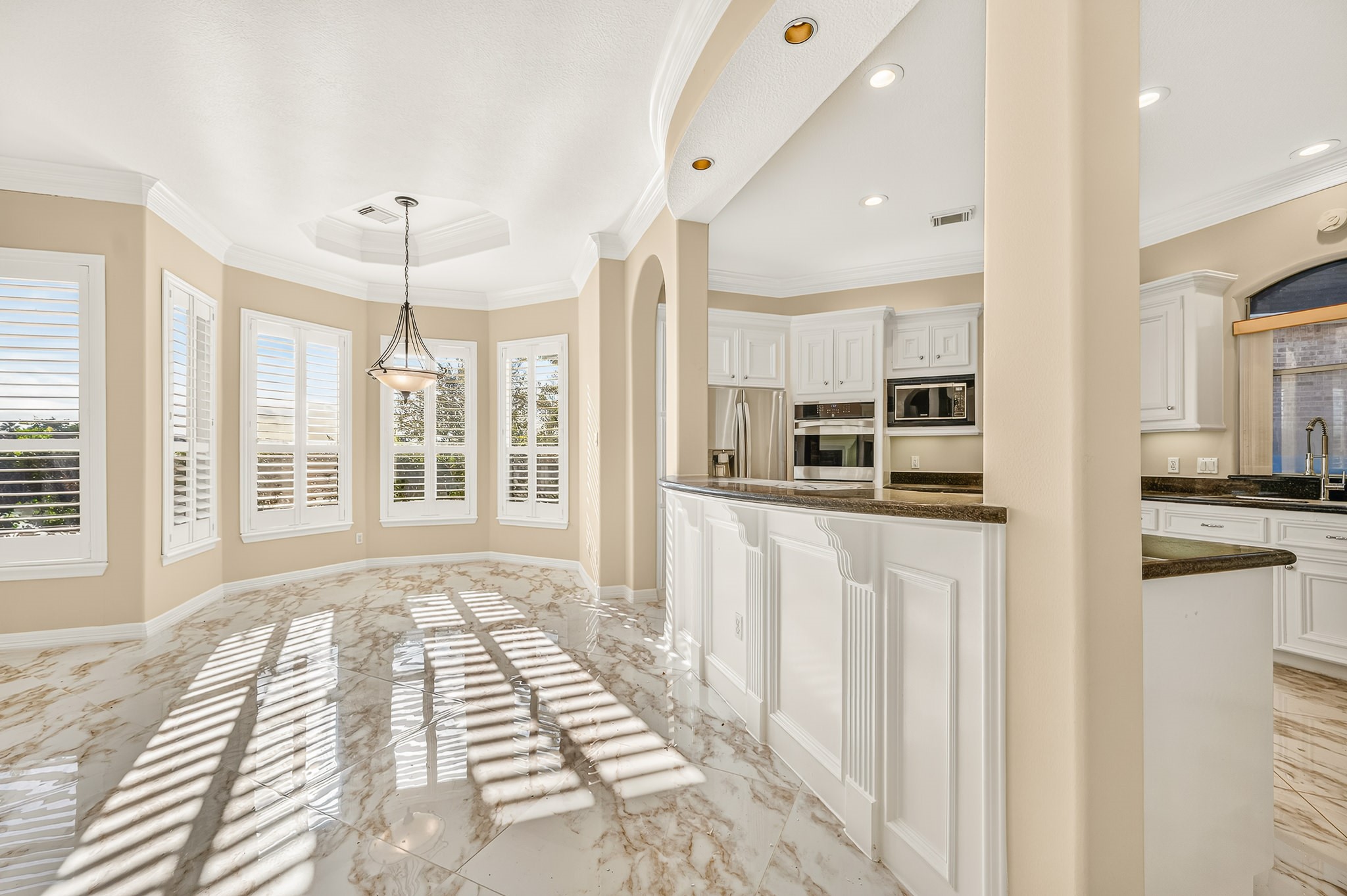 3707 Abbeywood Drive, Pearland, TX 77584
