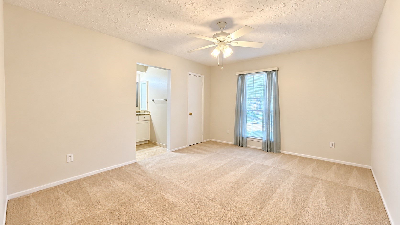 12314 Dorrance Lane, Meadows Place, TX 77477