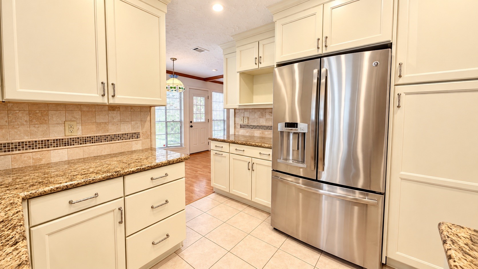 Granite countertops.