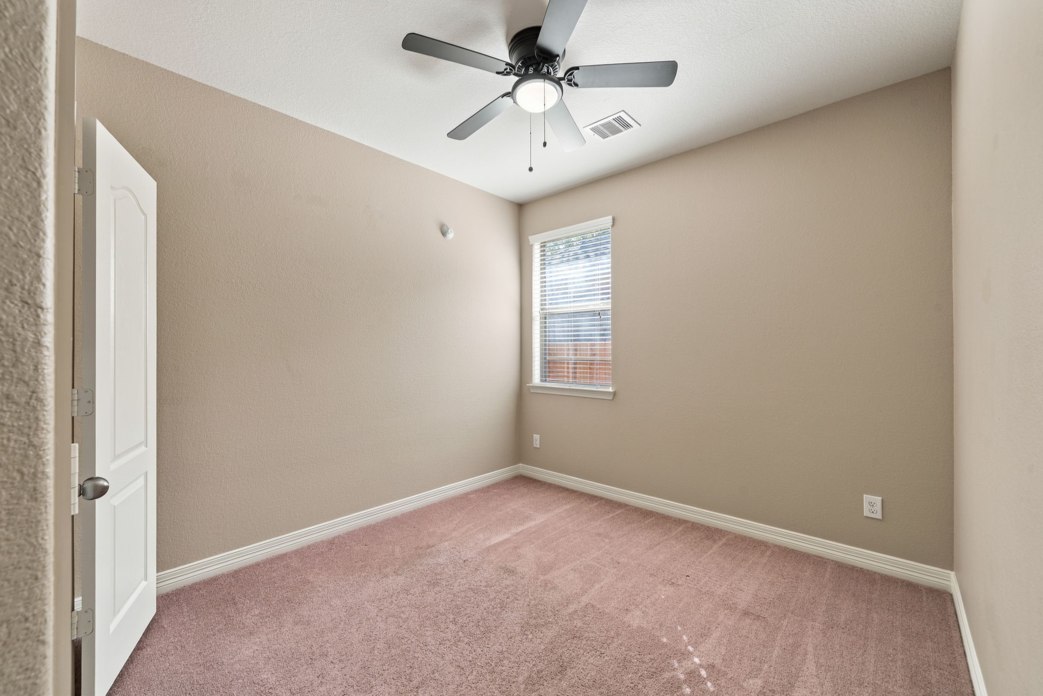 7302 Durango Creek Drive, Magnolia, TX 77354