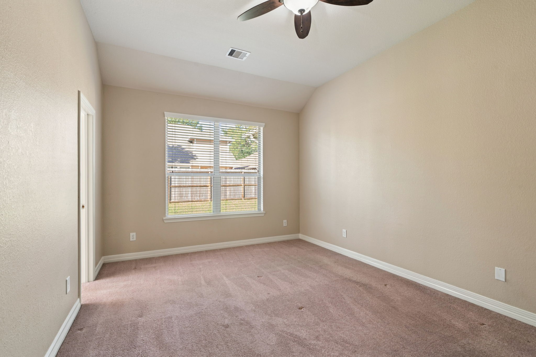 7302 Durango Creek Drive, Magnolia, TX 77354