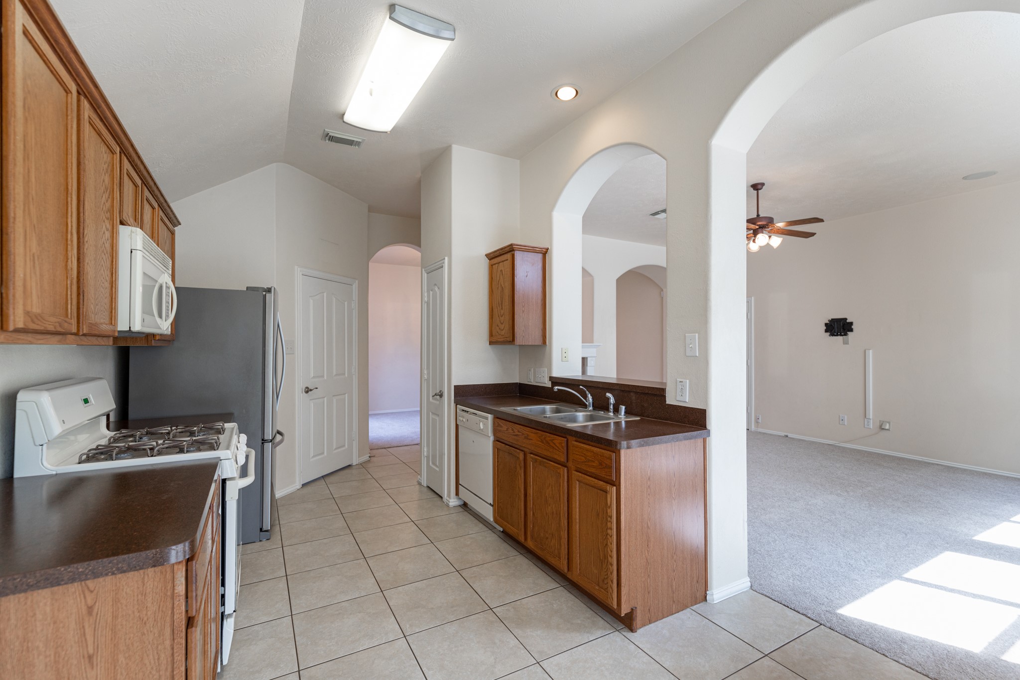 2505 Shady Falls Lane, Pearland, TX 77584 2505 Shady Falls Lane, Pearland, TX 77584
