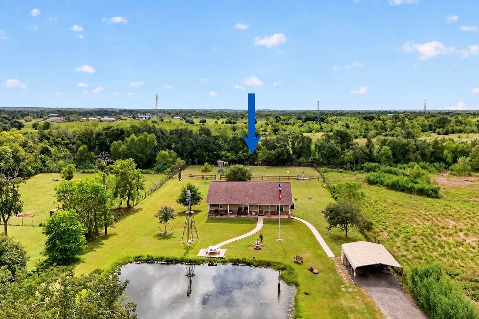4933 1/2 Powers Ln, Alvin, TX 77511