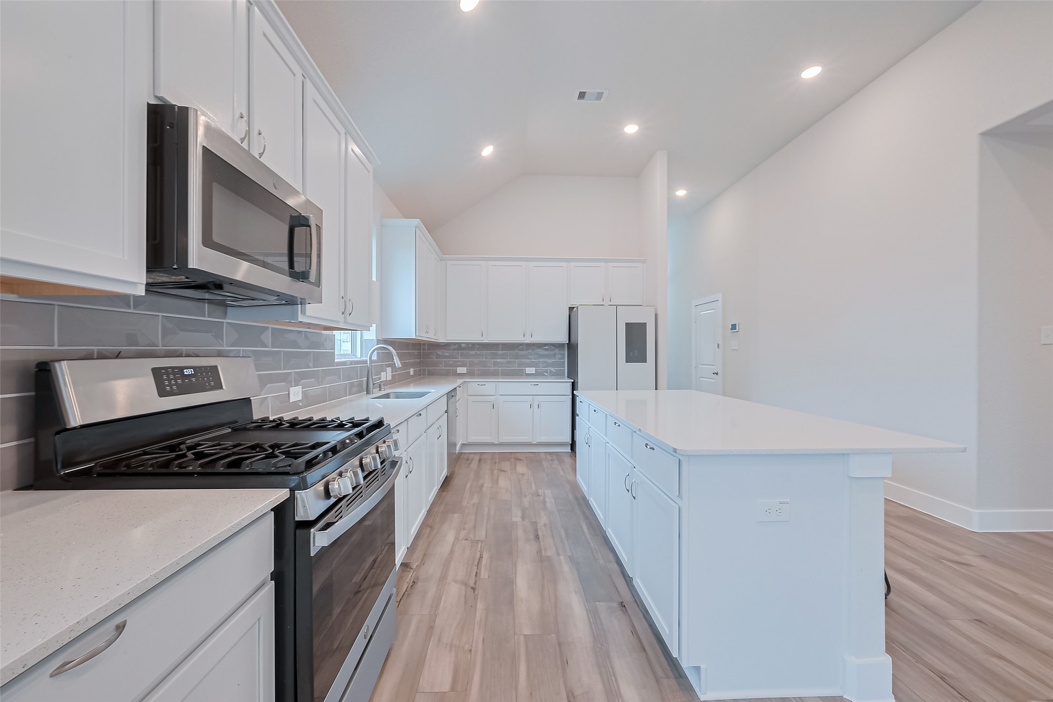 200 Catalina Cove Drive, Katy, TX 77493