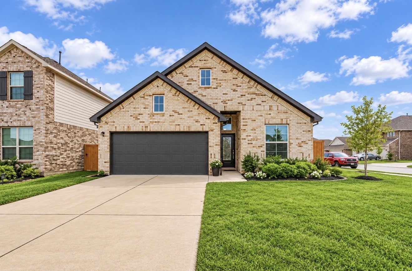 200 Catalina Cove Drive, Katy, TX 77493