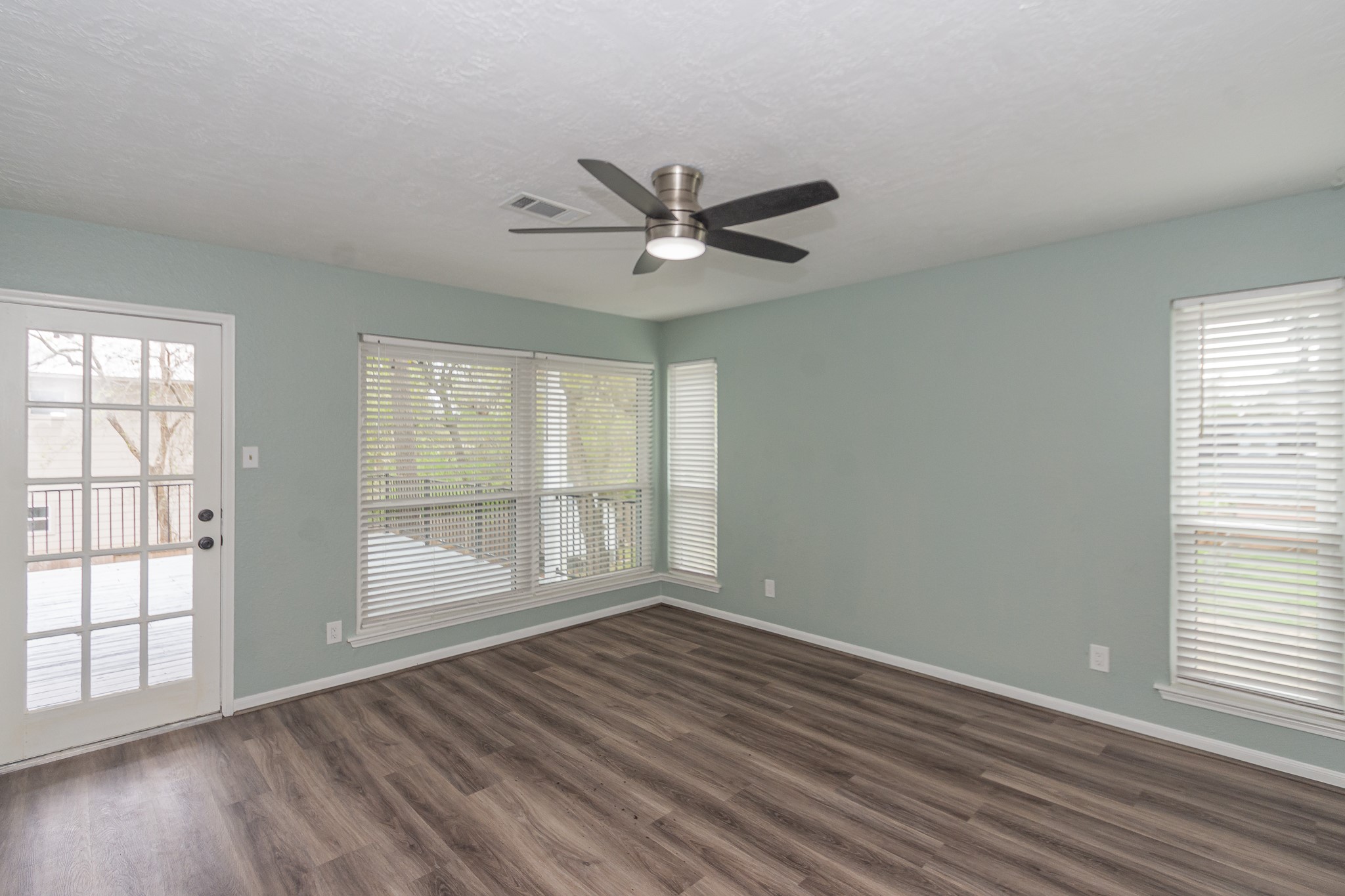 2nd bedroom has an access door to 2nd floor deck.
