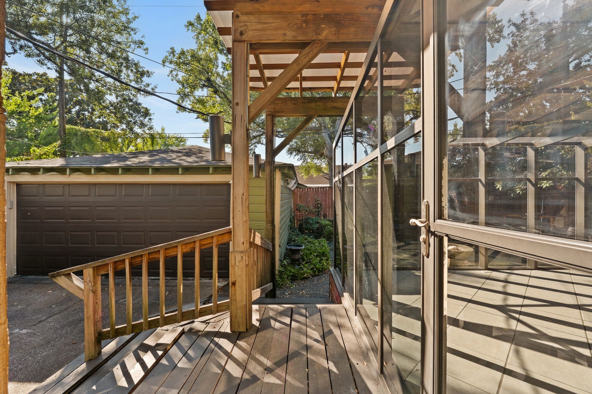 1112 Algregg Street, Houston, TX 77009