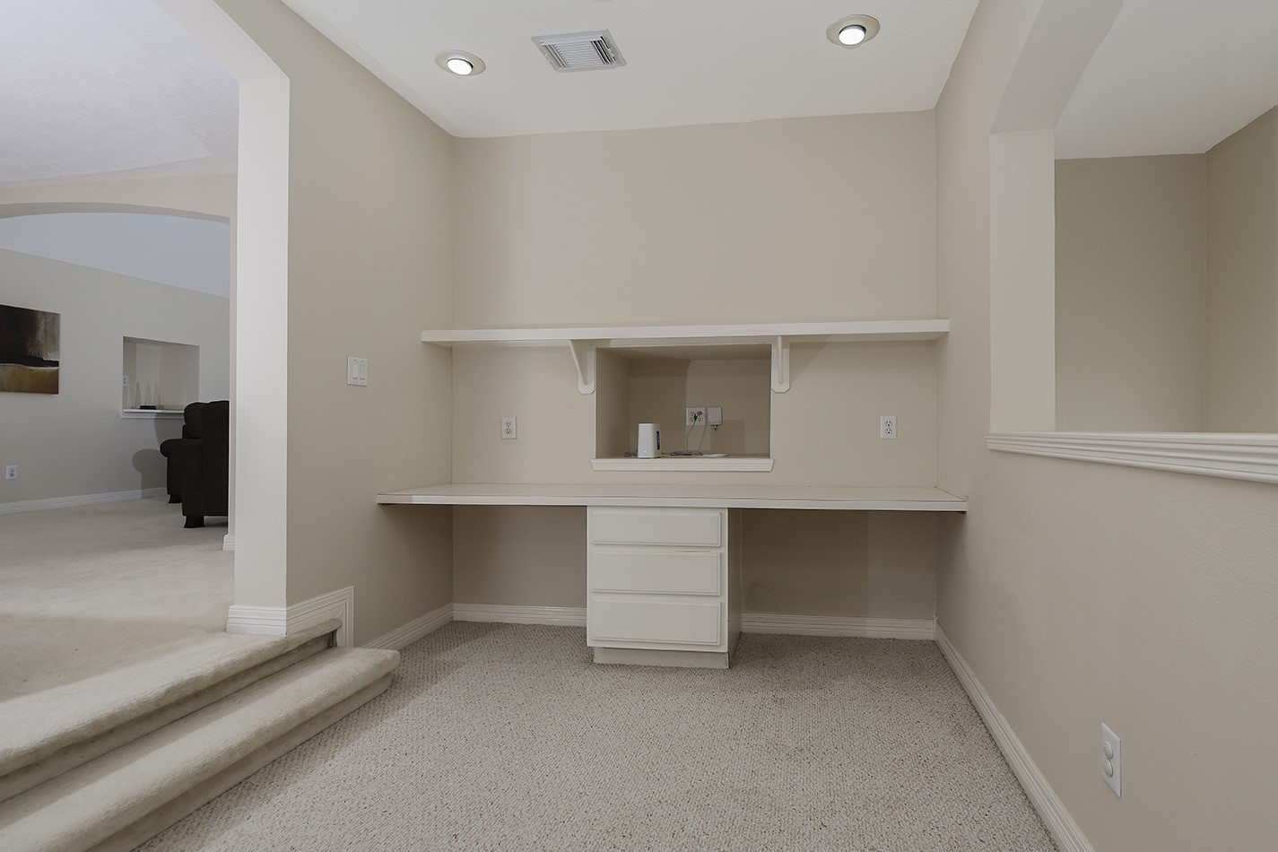 11827 Water Oak Drive, Magnolia, TX 77354