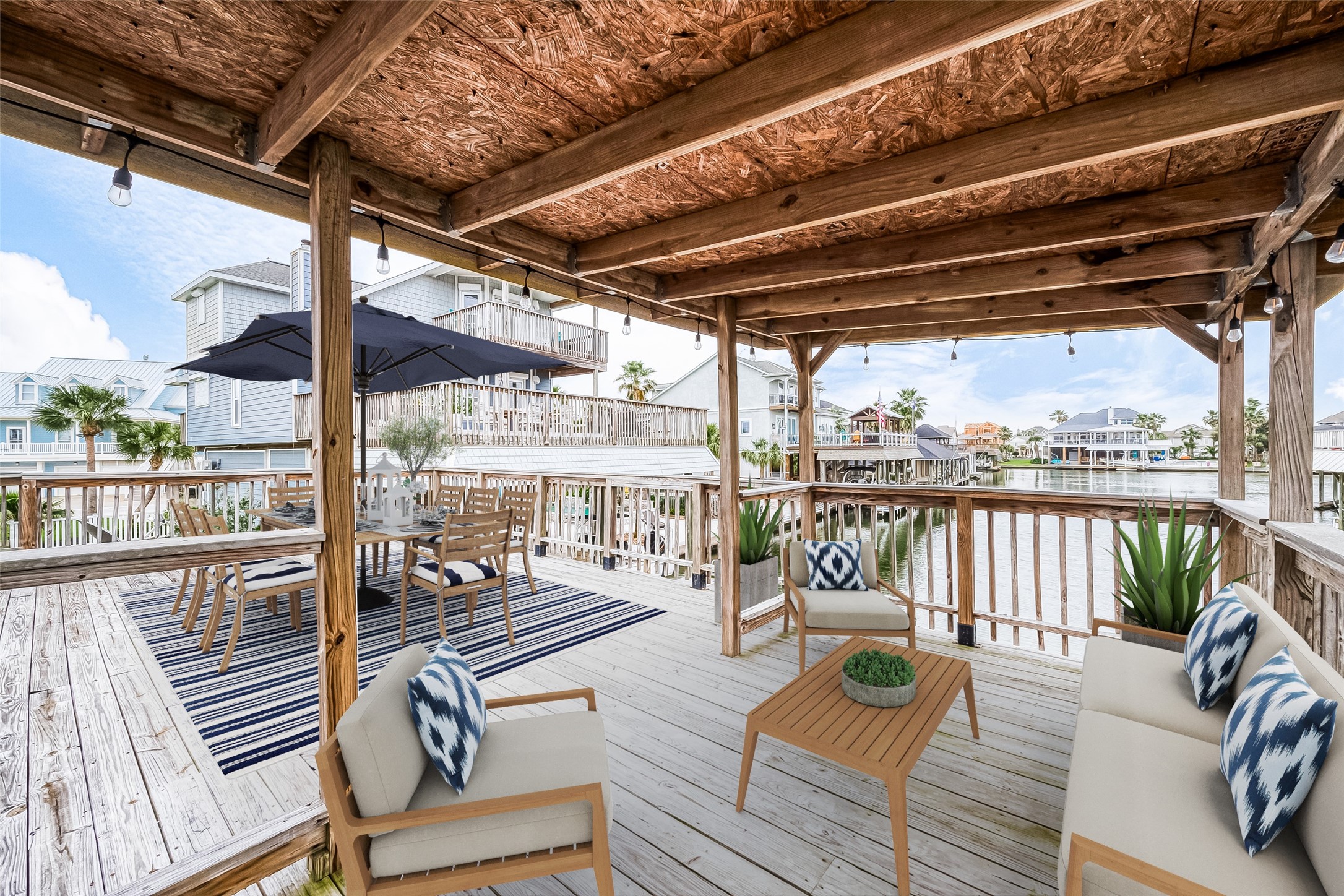 1407 Tiki Drive, Tiki Island, TX 77554