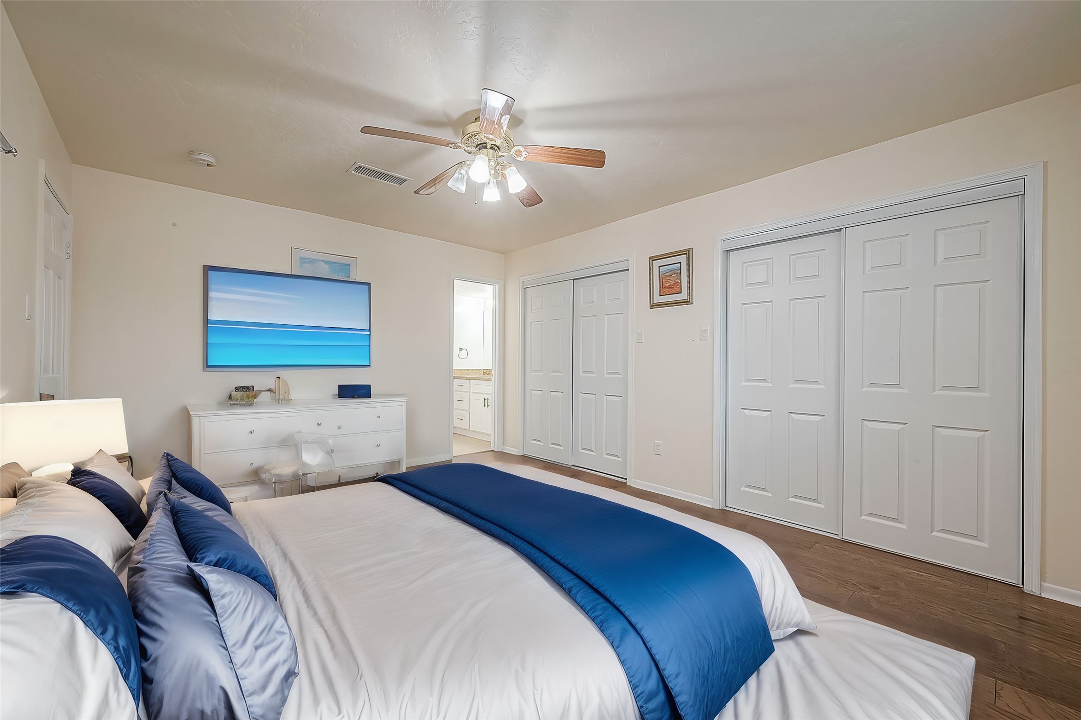 1407 Tiki Drive, Tiki Island, TX 77554