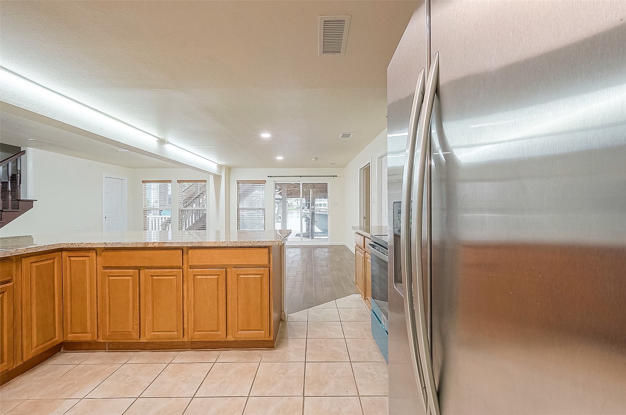1407 Tiki Drive, Tiki Island, TX 77554