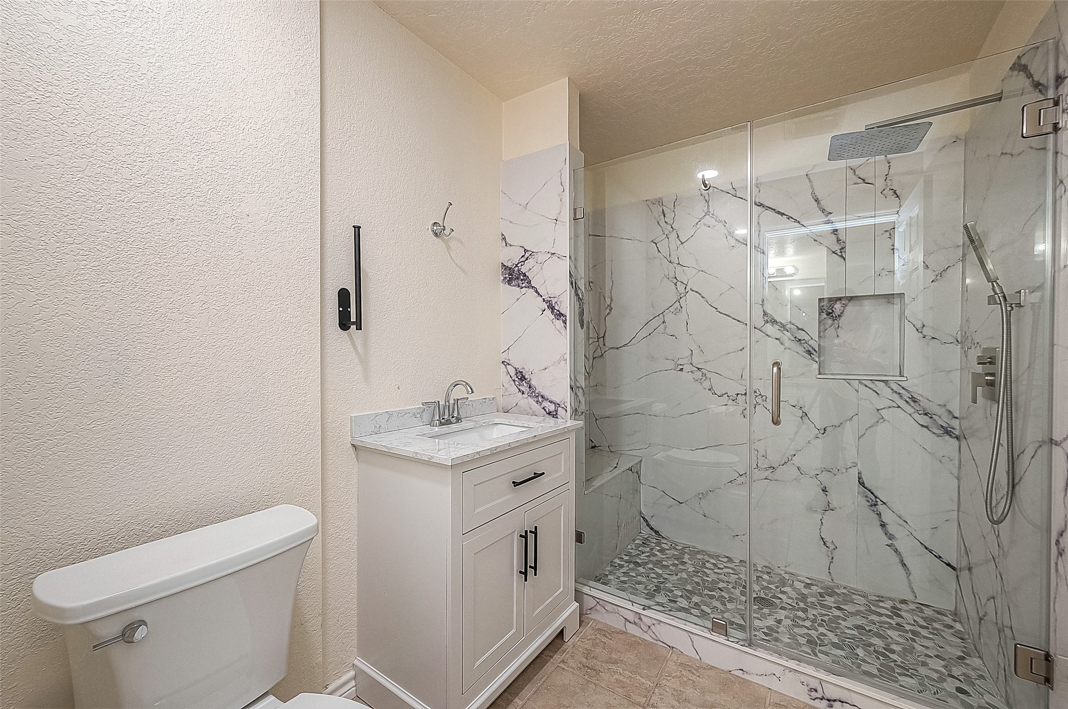 1407 Tiki Drive, Tiki Island, TX 77554