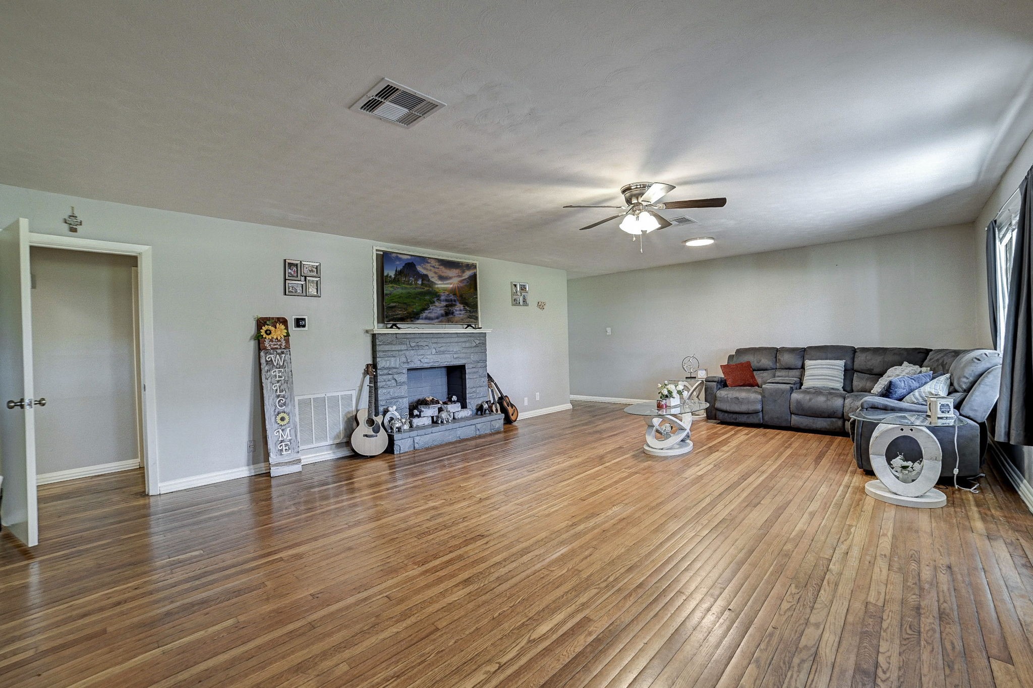 1 4th Avenue N, Texas City, TX 77590